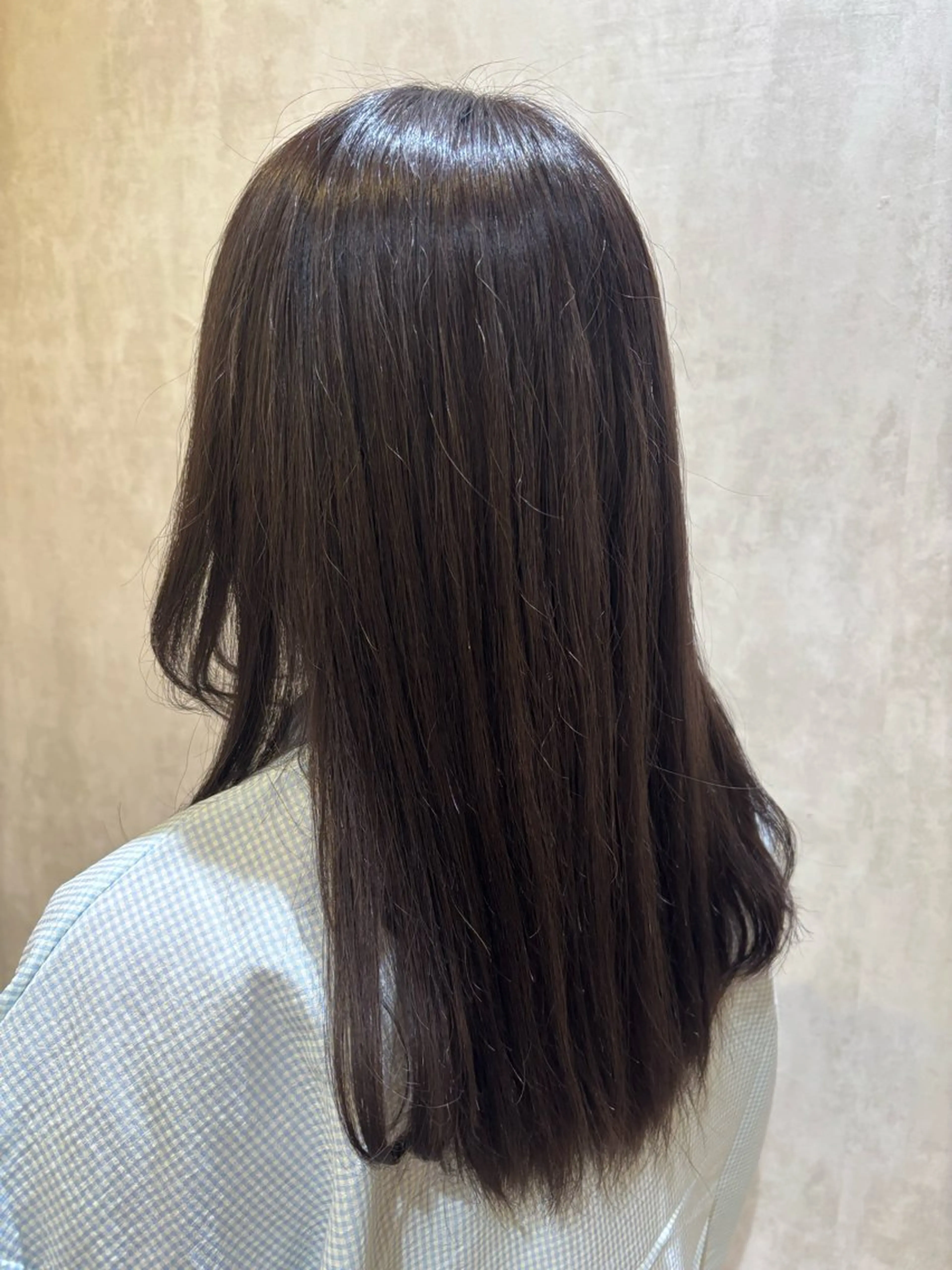 ロング カラー ブリーチ カット ヘアカラー トリートメント 山口 恋のヘアスタイル