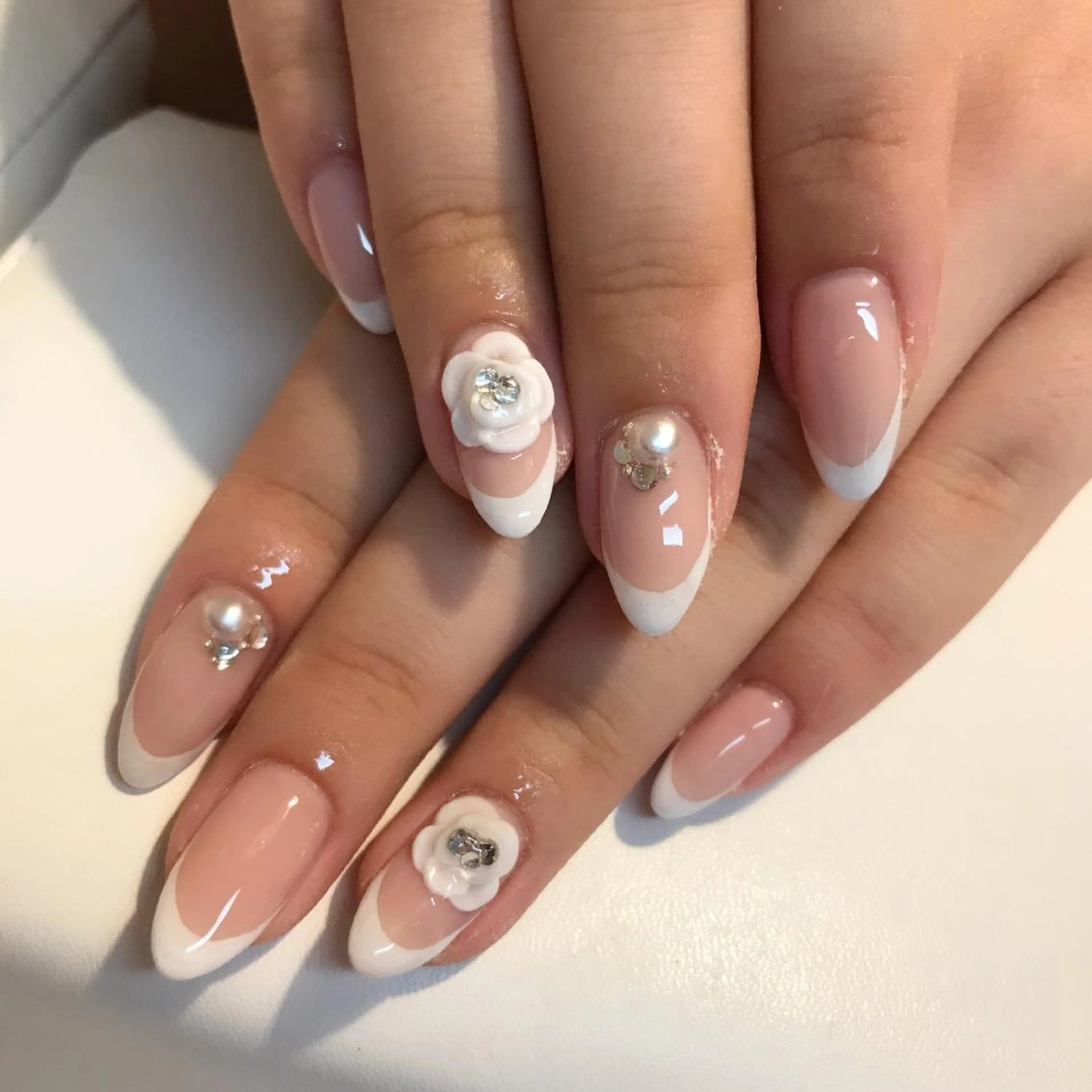 ネイル フレンチネイル maggienail所属・Maggie Nagisaのネイルデザイン