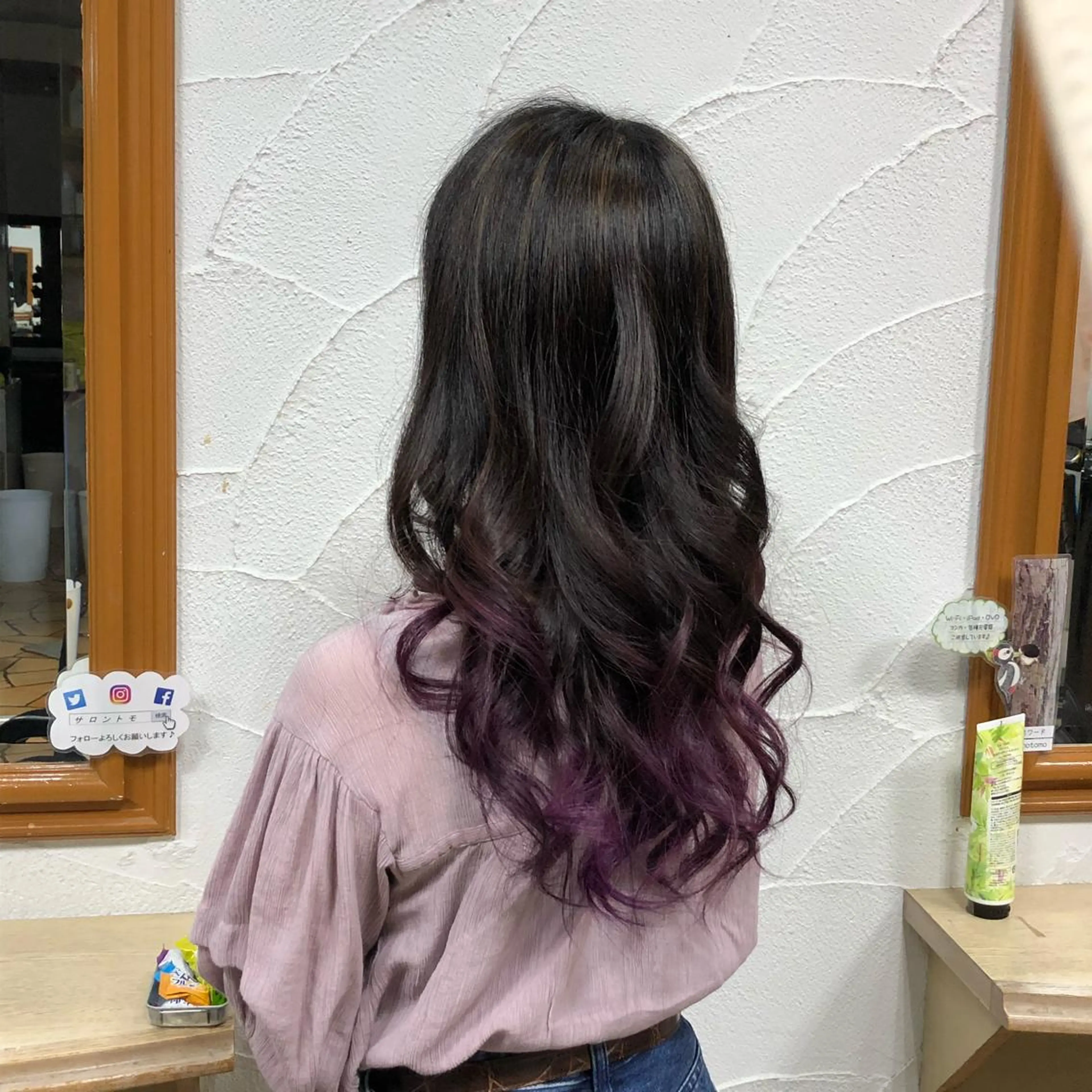 ロング カラー サロントモ所属・小松崎 咲楽のヘアスタイル