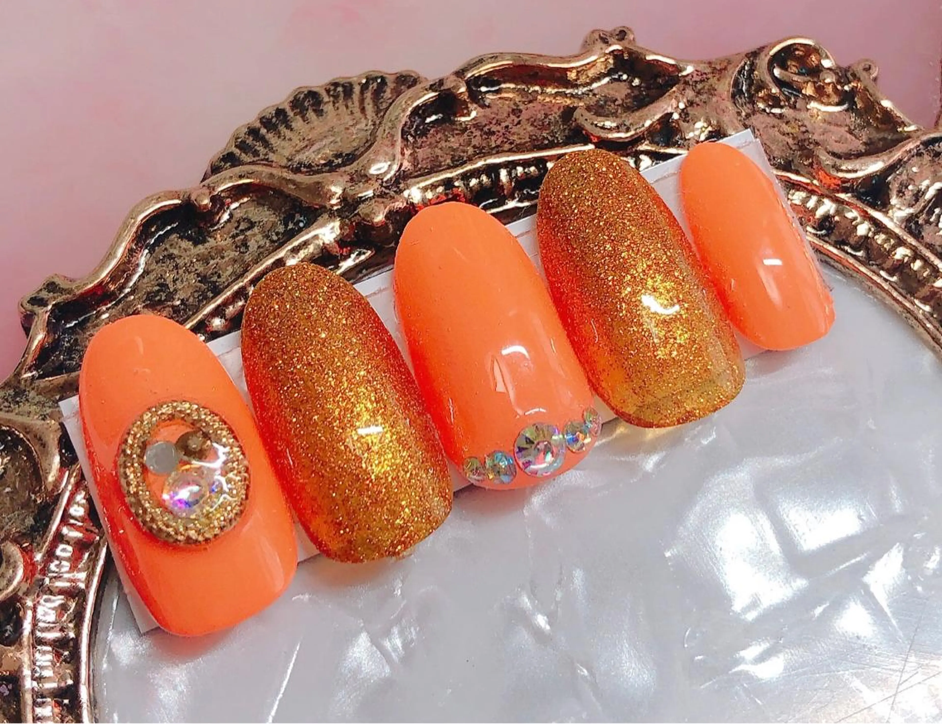 ネイル ハンドネイル CROWN プライベートサロンのネイルデザイン