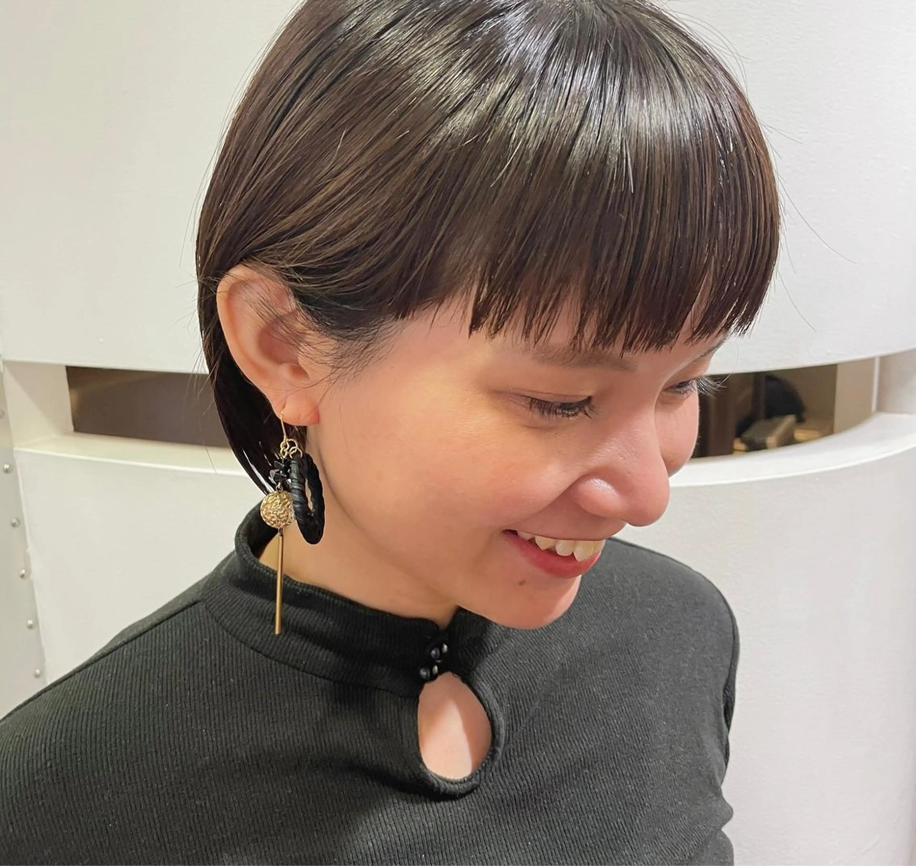 ショート カラー カット ヘアカラー ブリーチなしで透け感 暖色カラーボブaoiのヘアスタイル