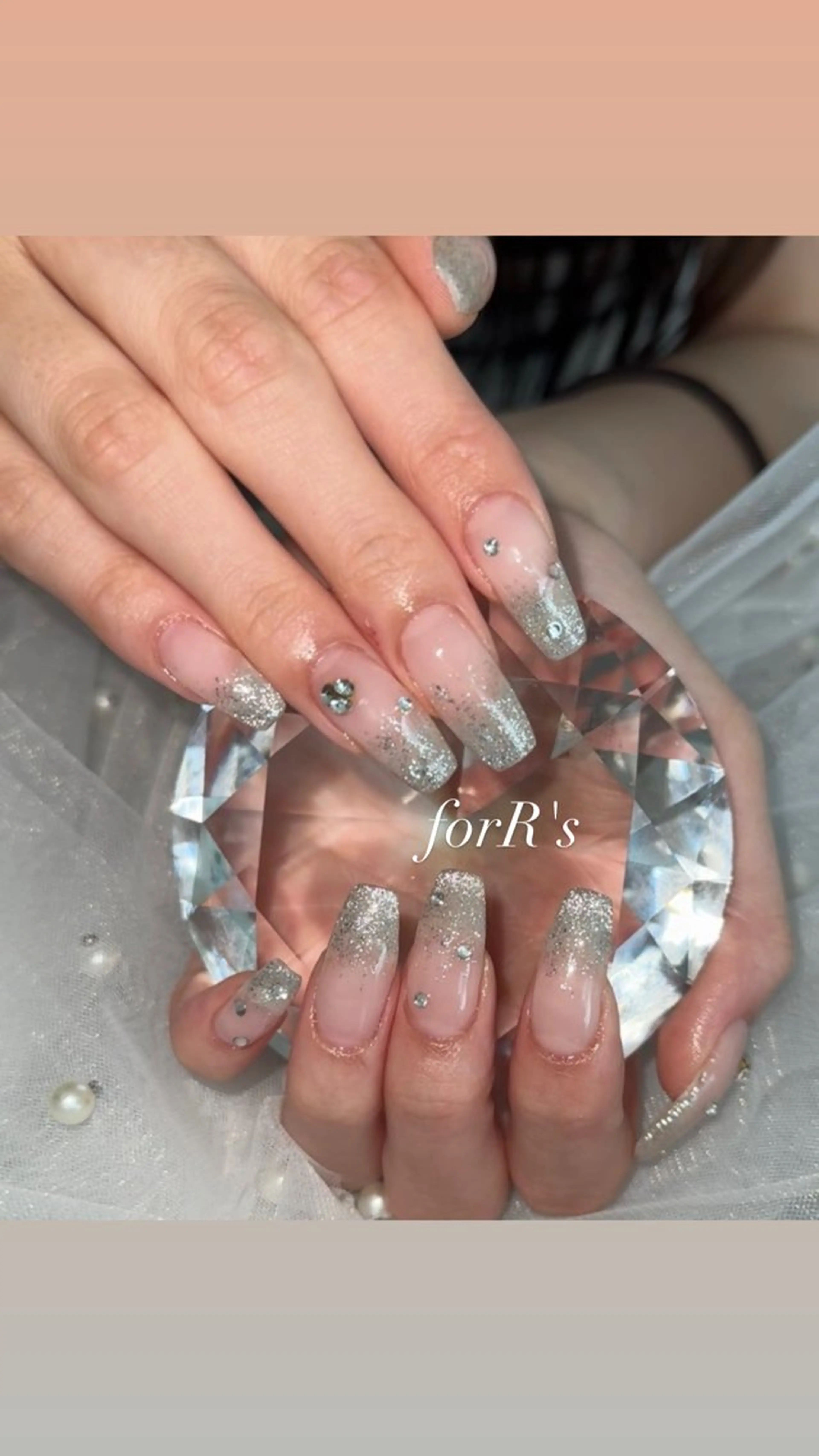 セミロング forR's AIKAのネイルデザイン