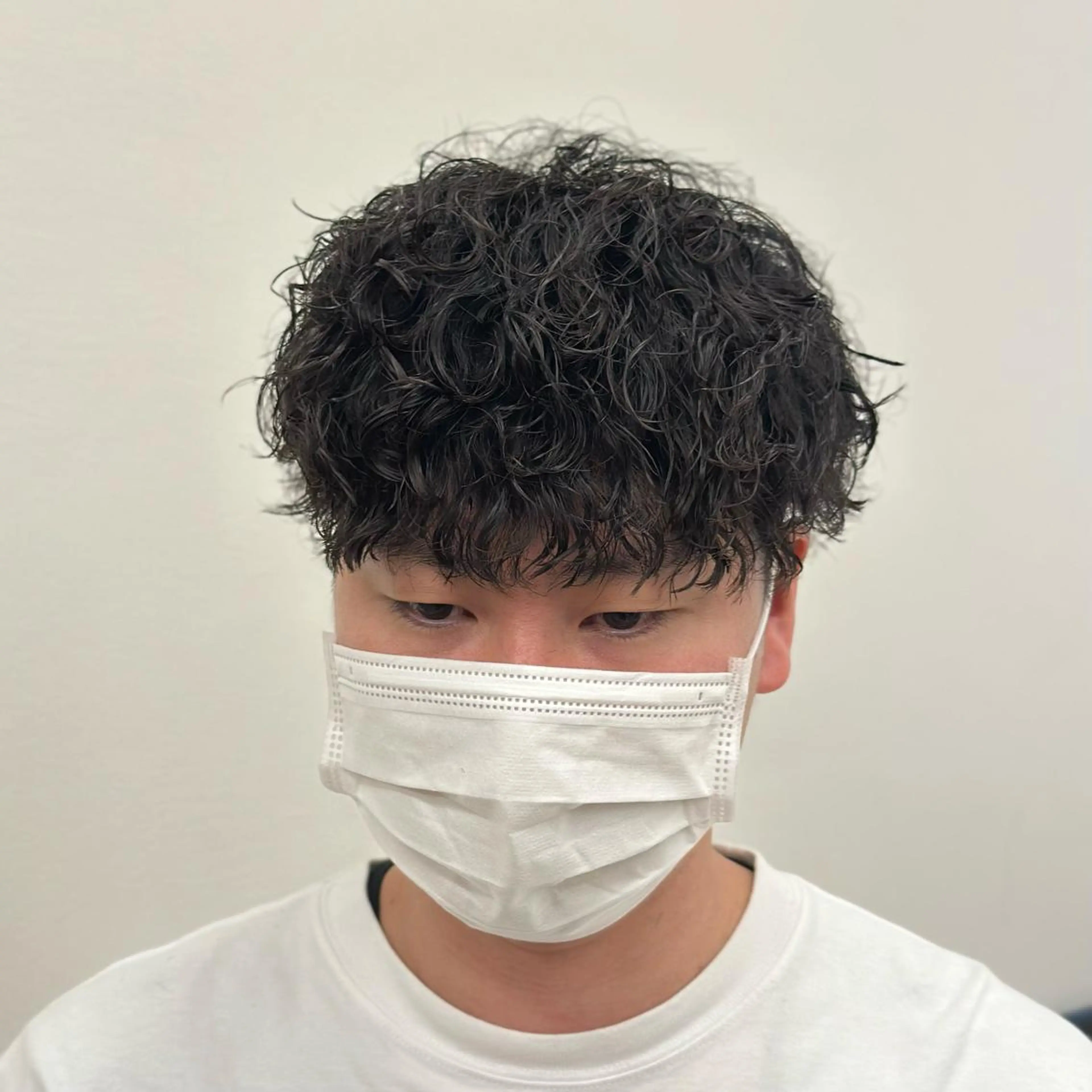 ショート パーマ メンズ メンズパーマ カット パーマ 33【SASA】OSAKA【ササ】所属・✂︎メンズパーマ✂︎ 伊藤秀真のヘアスタイル
