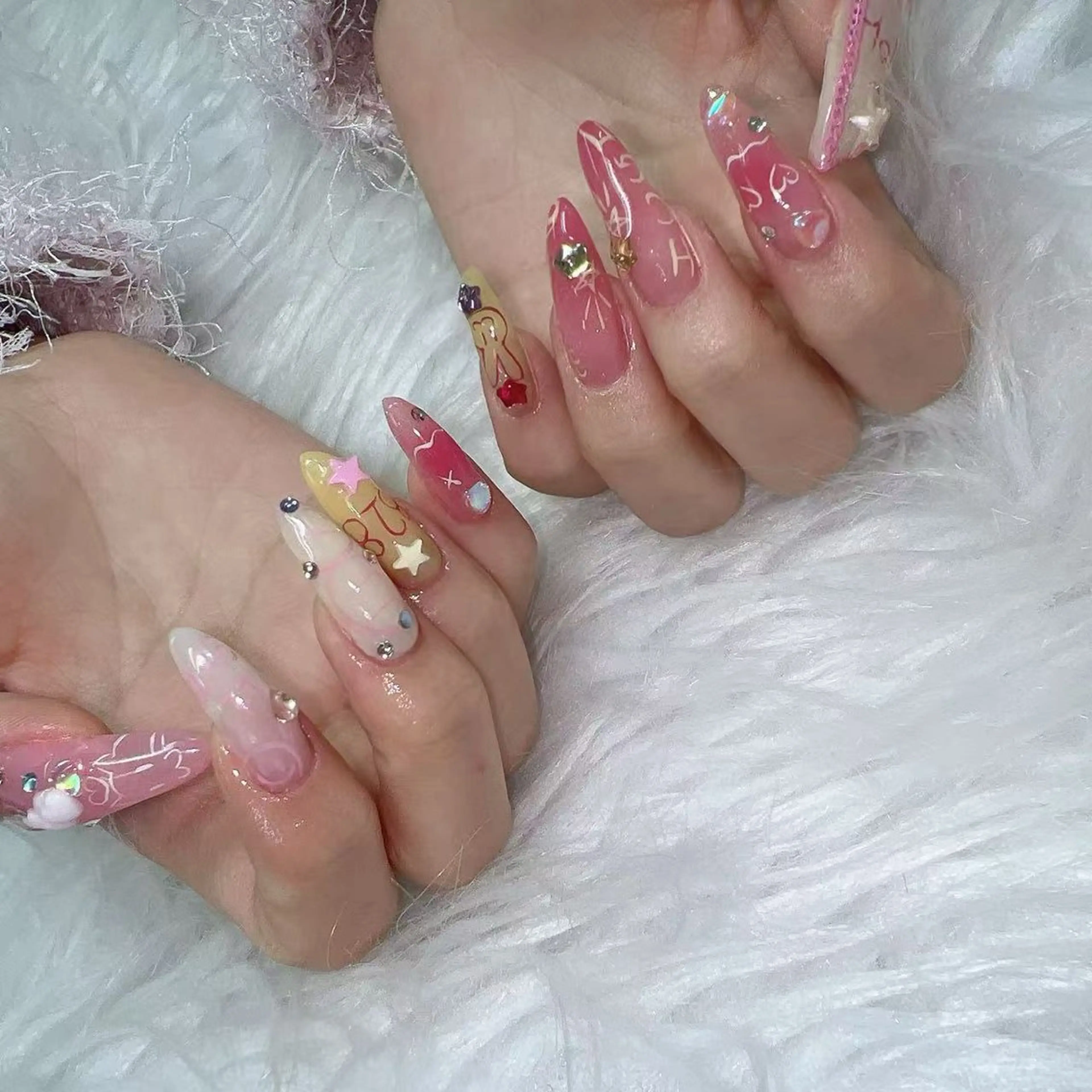 ネイル Nov. ネイルサロンのネイルデザイン