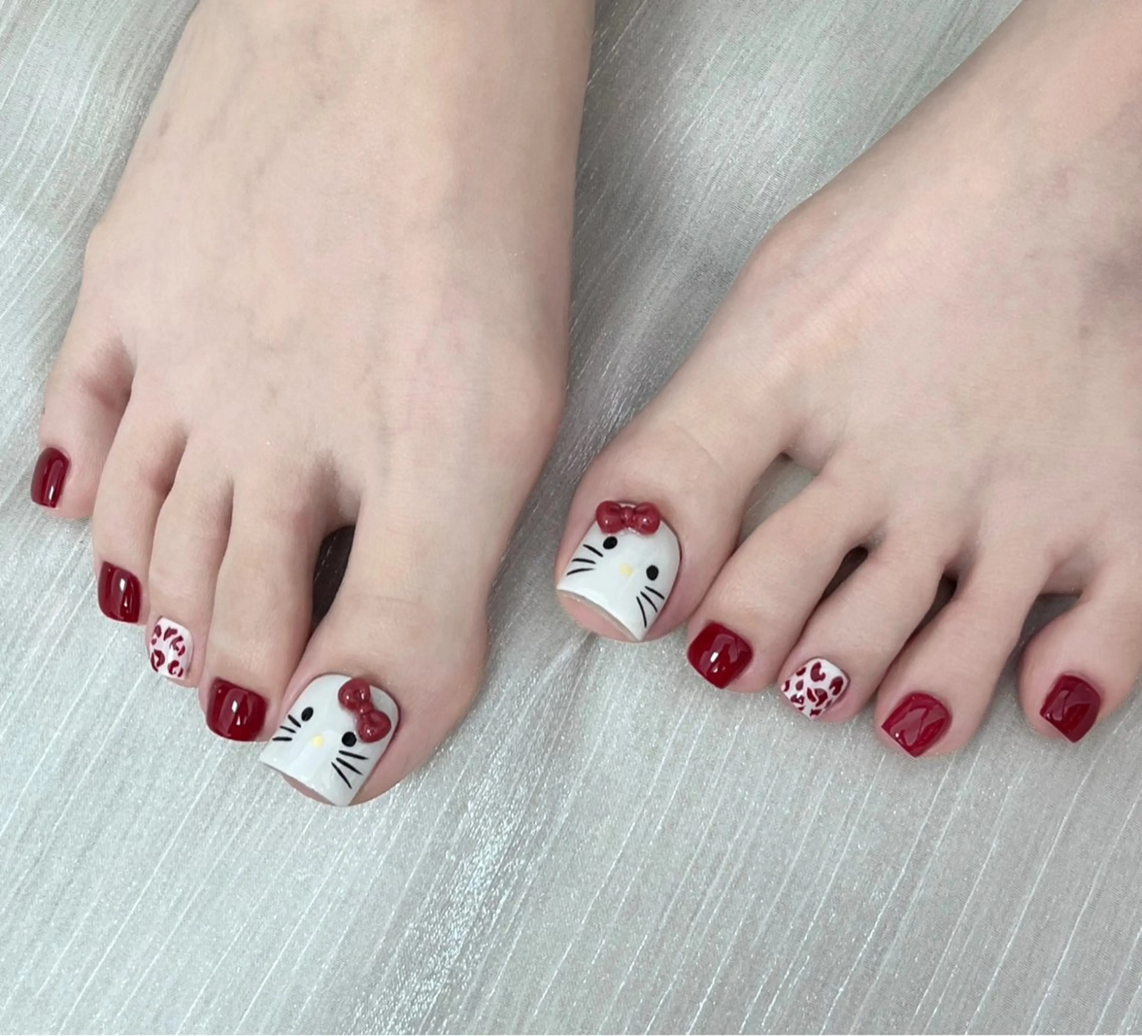 ネイル ハンドネイル MoonNail ユリ🌸のネイルデザイン