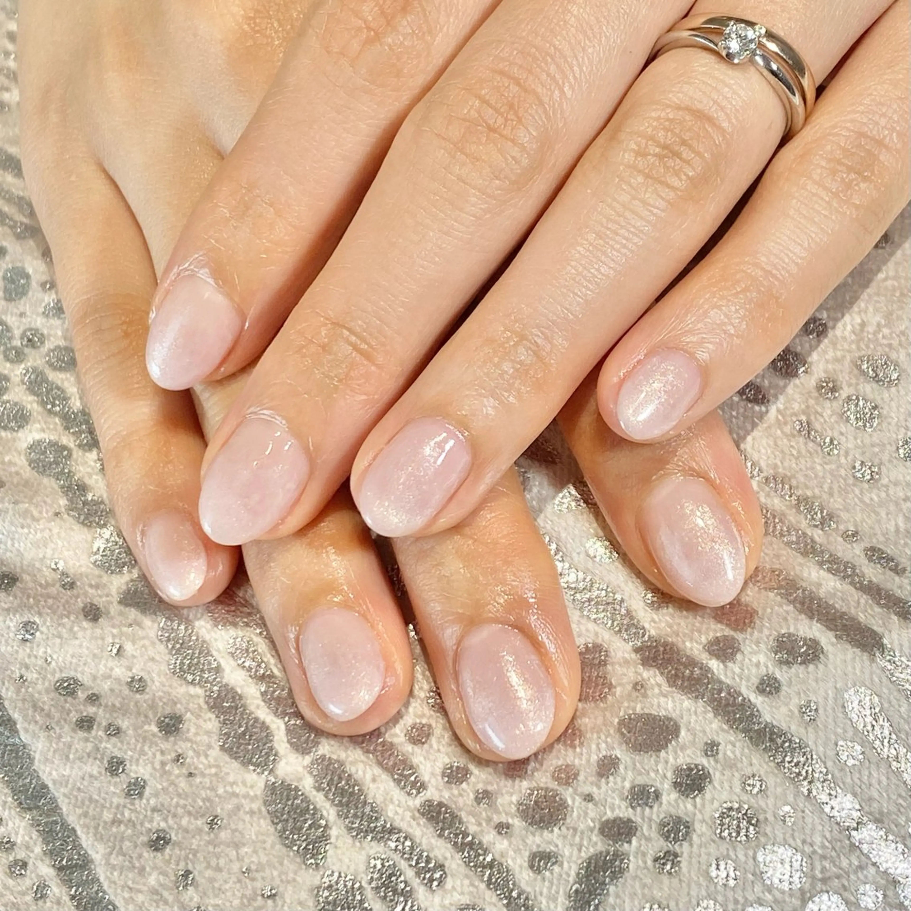 ネイル Flore (フロール)の眉毛・アイブロウイメージ