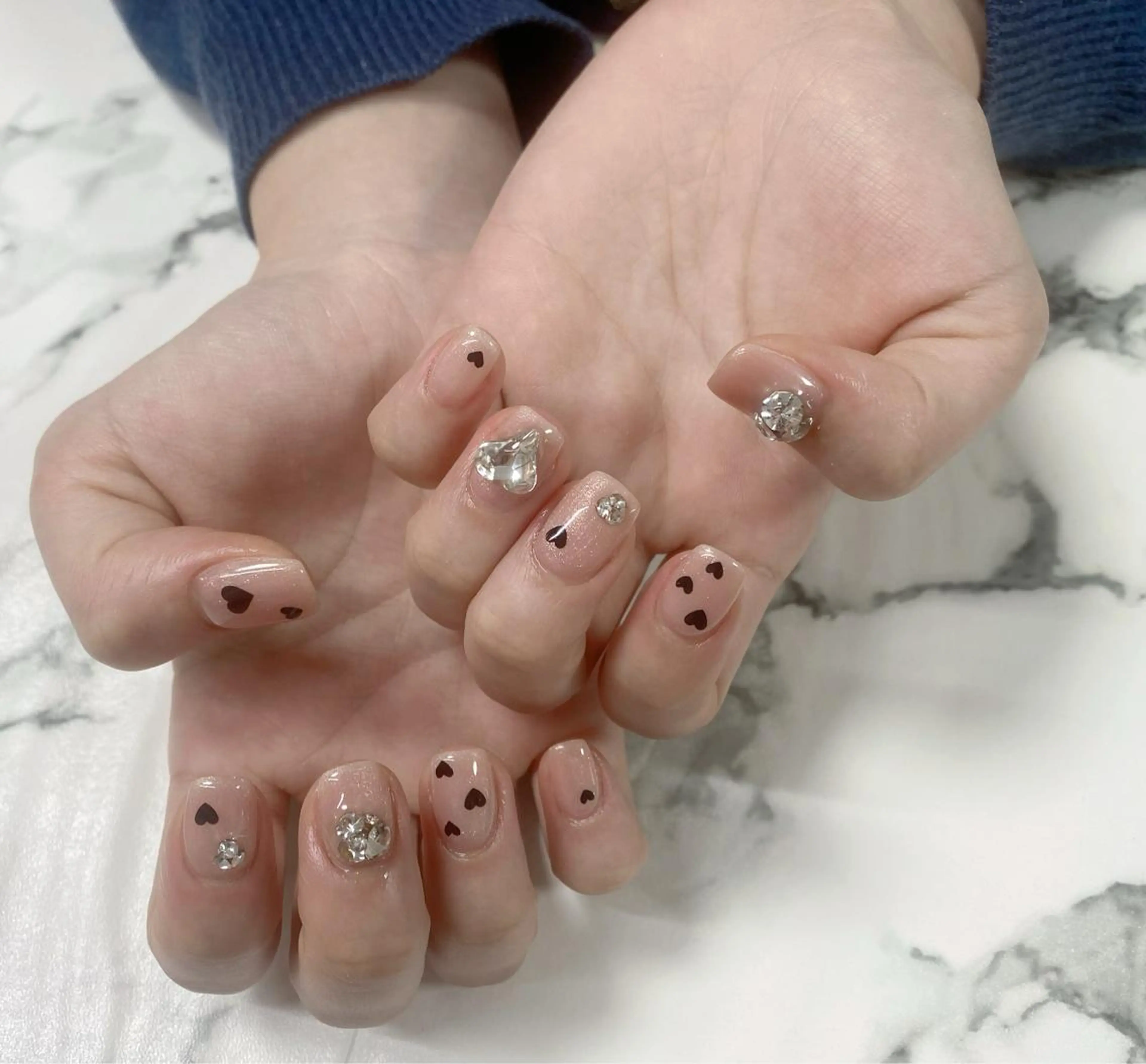 ロング カラー ネイル Q Free nailsのネイルデザイン