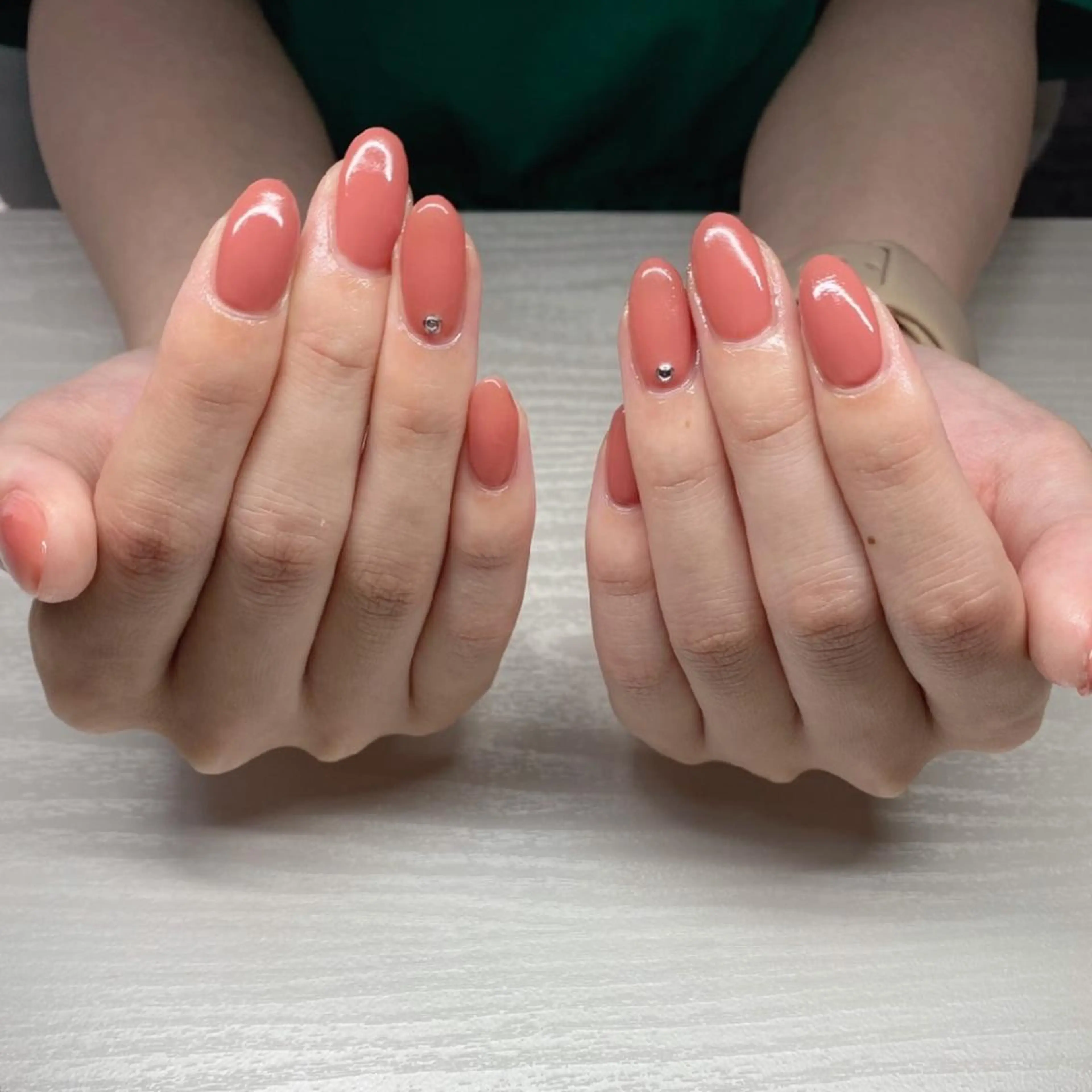 ネイル ストーンネイル ハンドネイル Miley nailのネイルデザイン