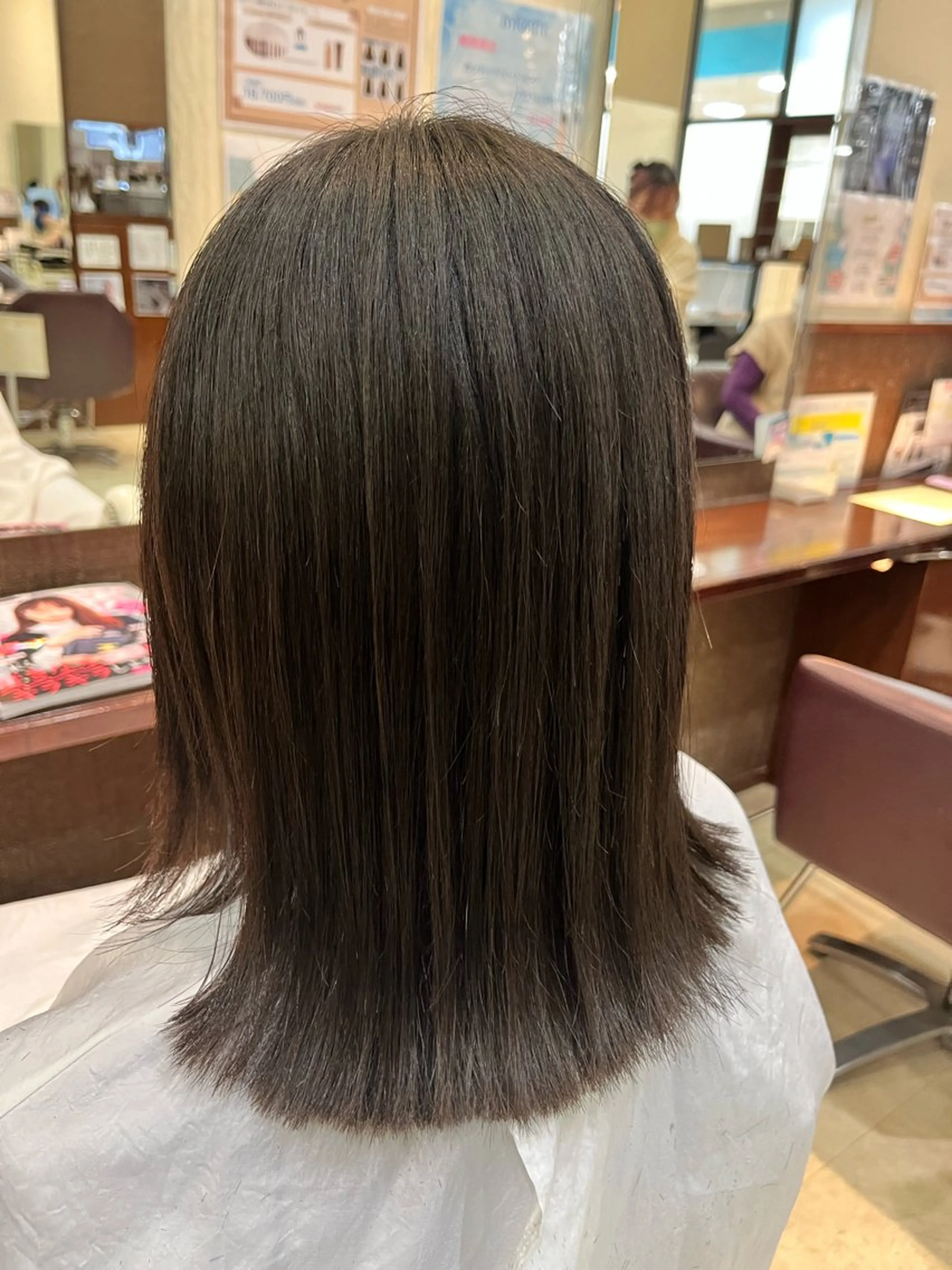セミロング BENI鈎取 kanakoのヘアスタイル