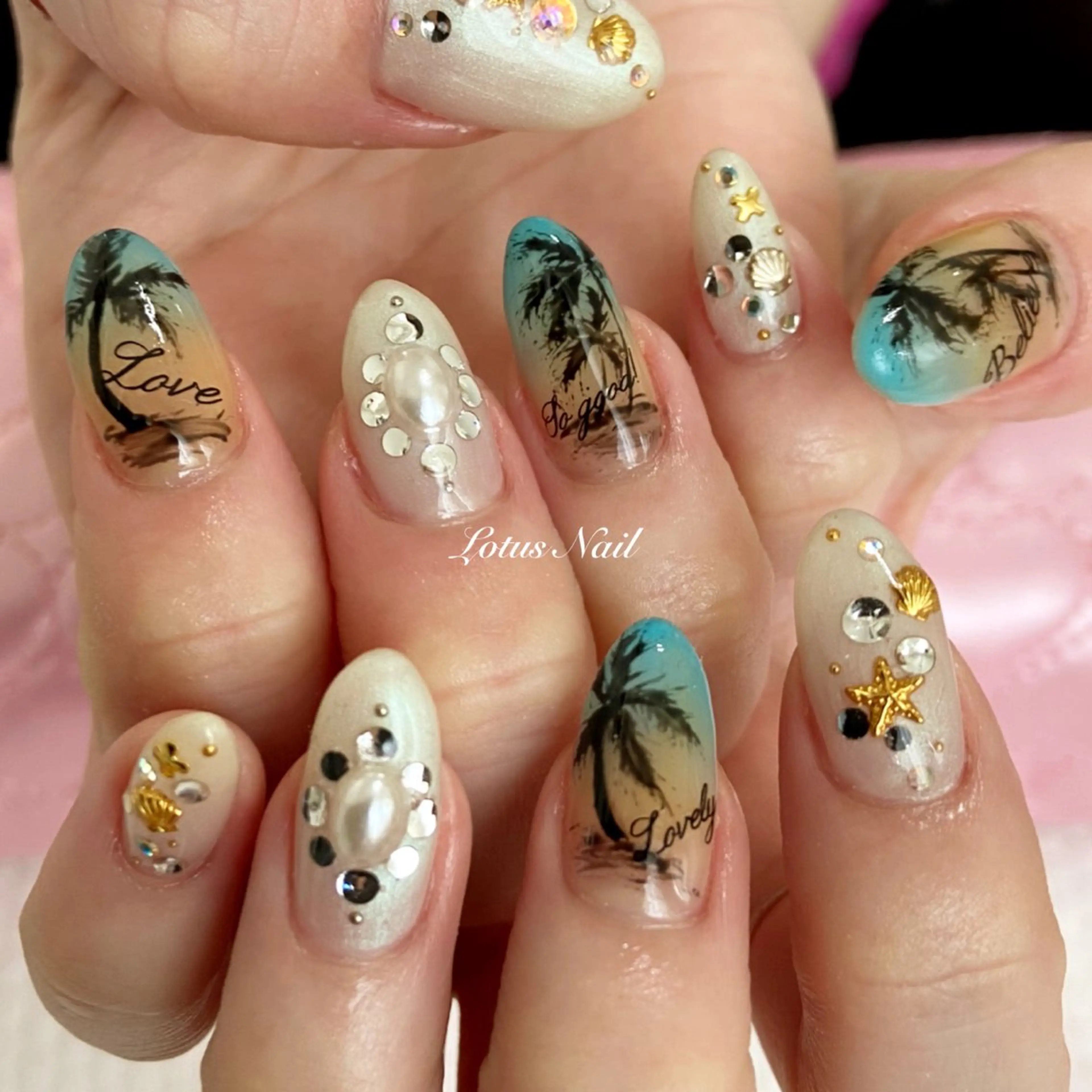 ネイル Lotus Nailのネイルデザイン