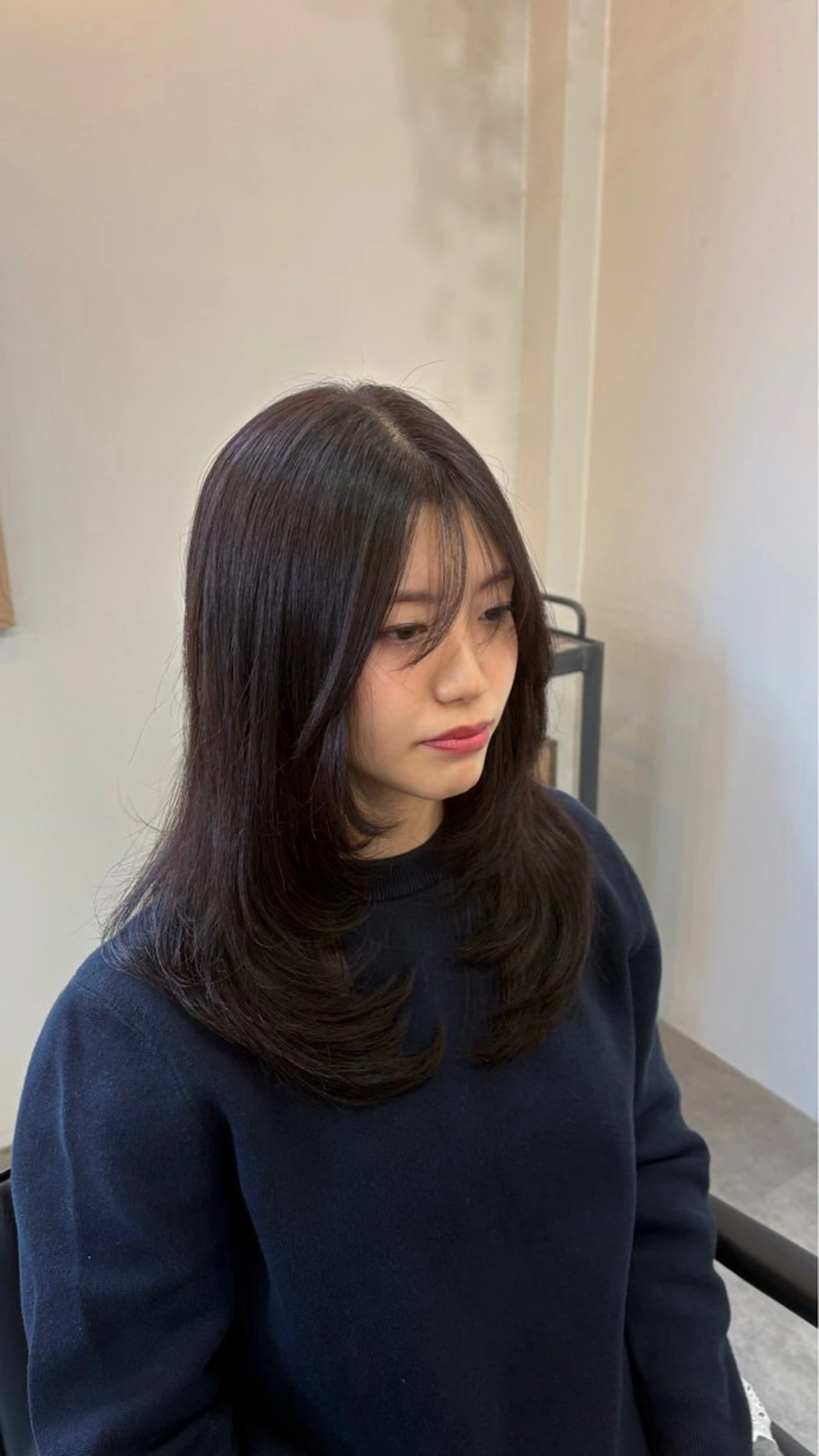 セミロング カラー ラベンダーカラー ピンクカラー ピンクラベンダー レイヤーカット 入澤 凜のヘアスタイル