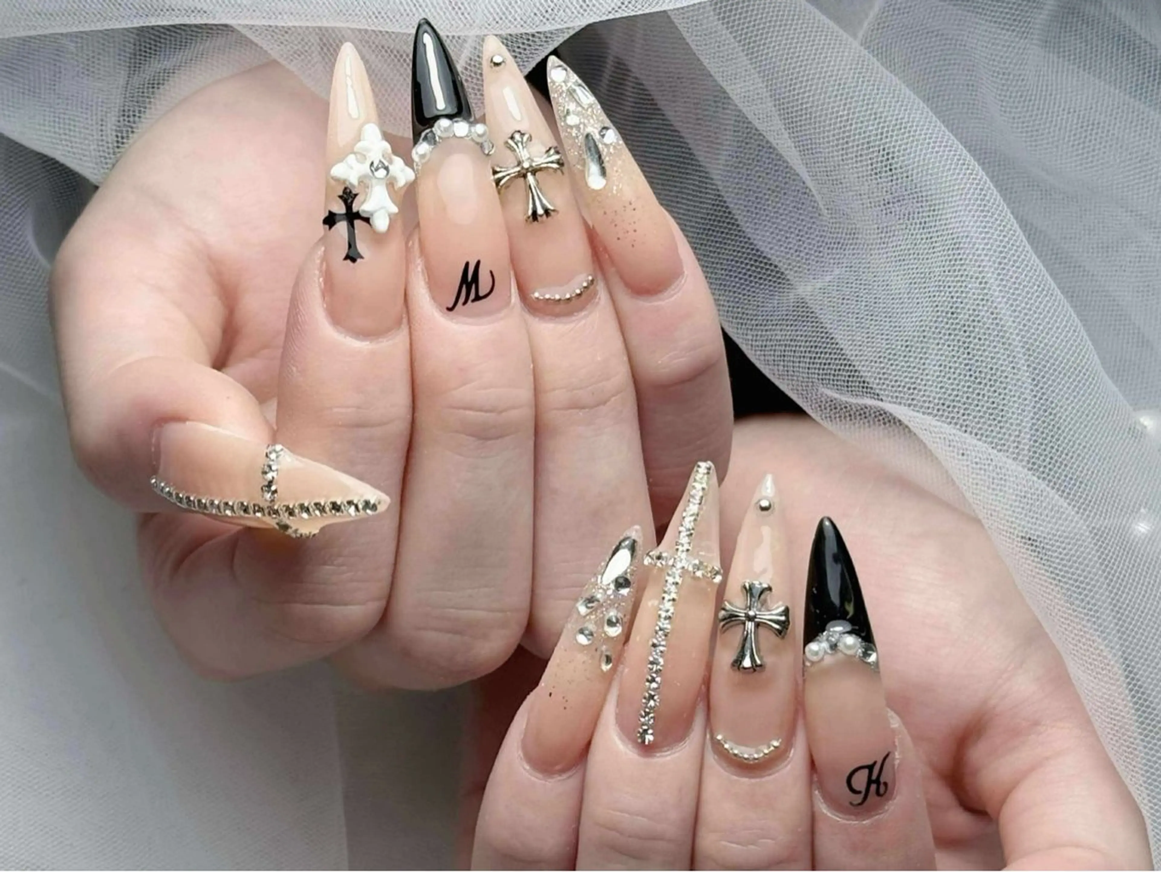 ネイル アートネイル ジェルネイル キラキラネイル 韓国ネイル ロングネイル ハンドネイル ハンドケア ぱん ちゃんのネイルデザイン