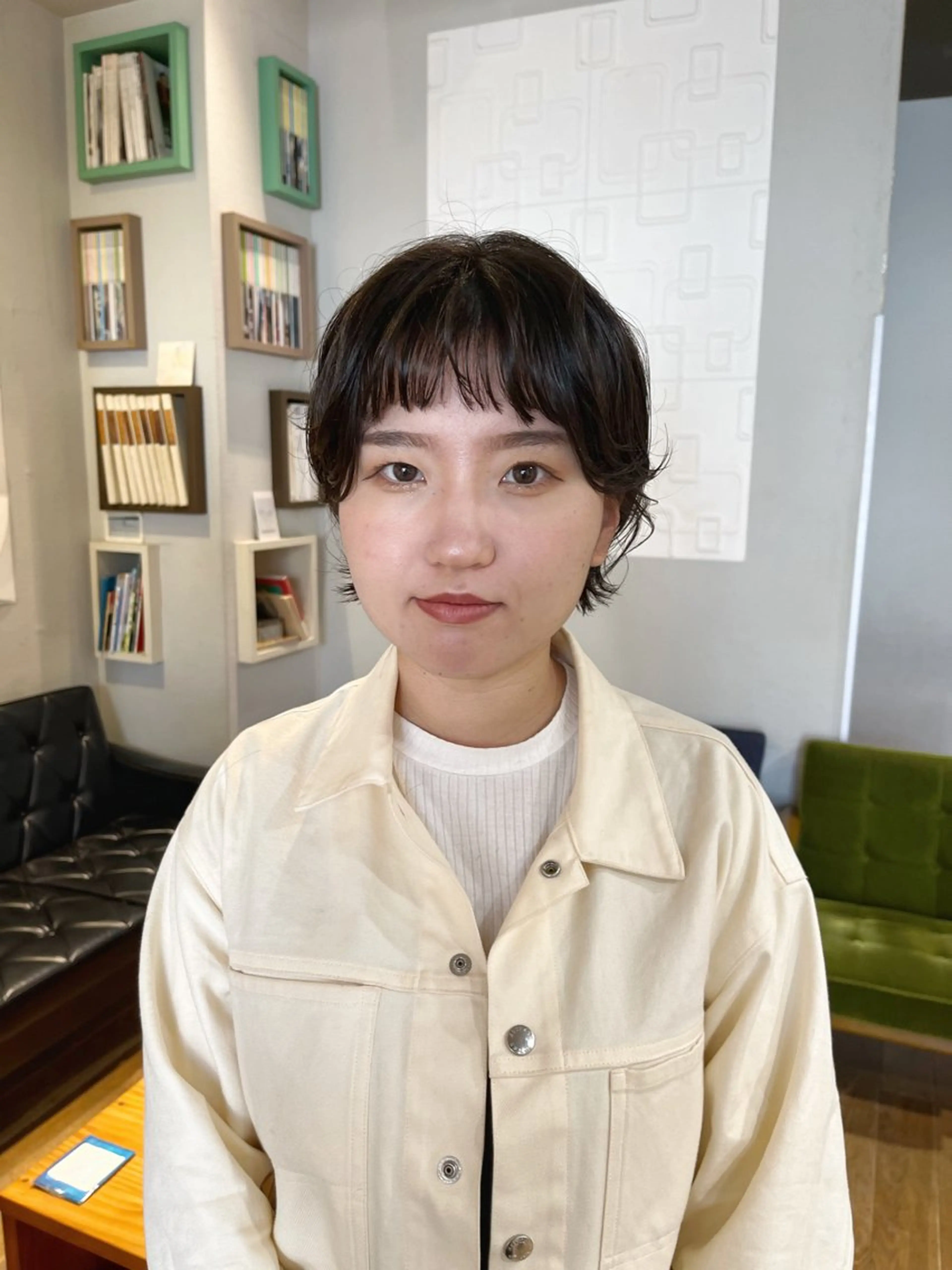 ショート ショートボブ ボブ オン眉 ショートヘア kawai rihoのヘアスタイル