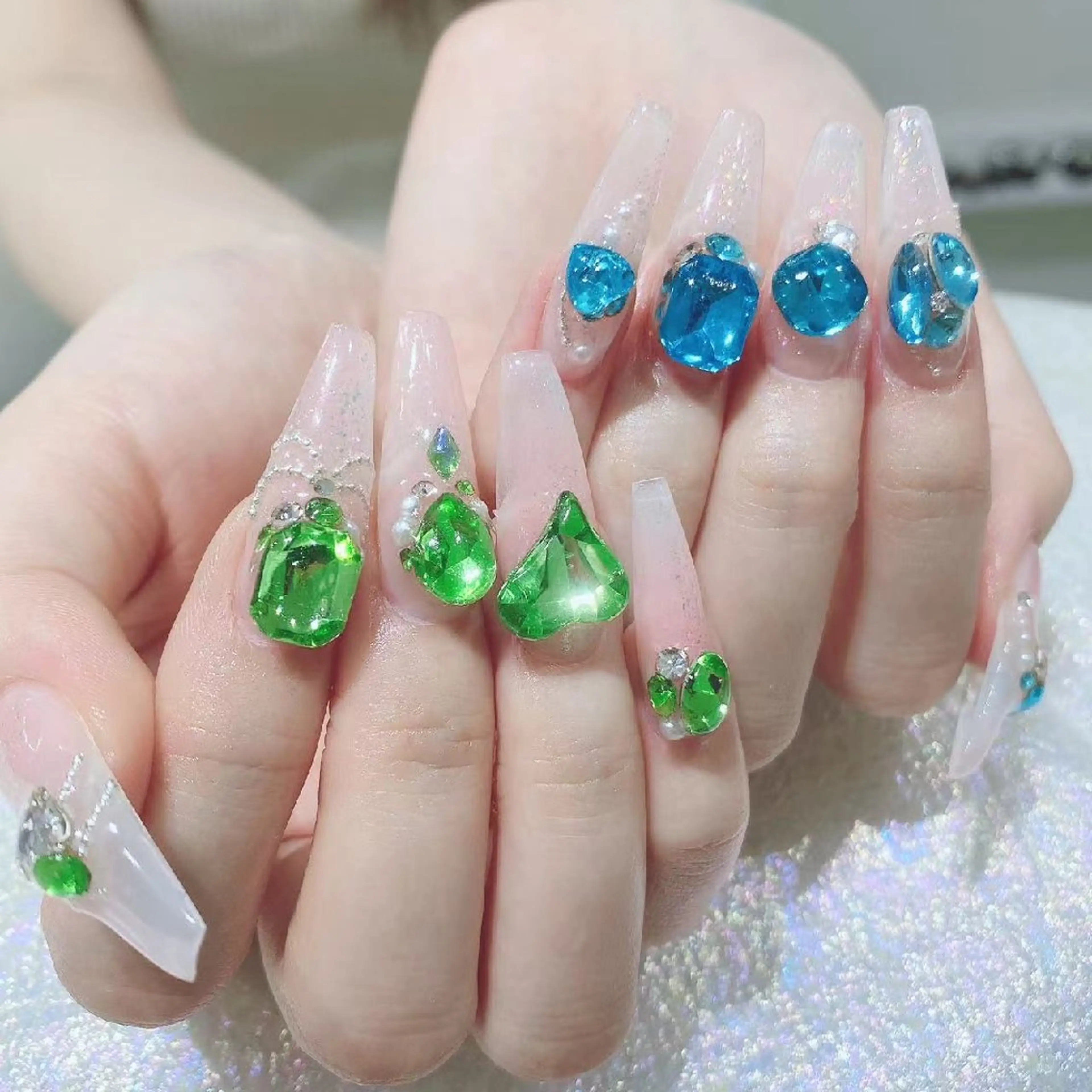 ネイル ハンドネイル Queen's ゆなのネイルデザイン