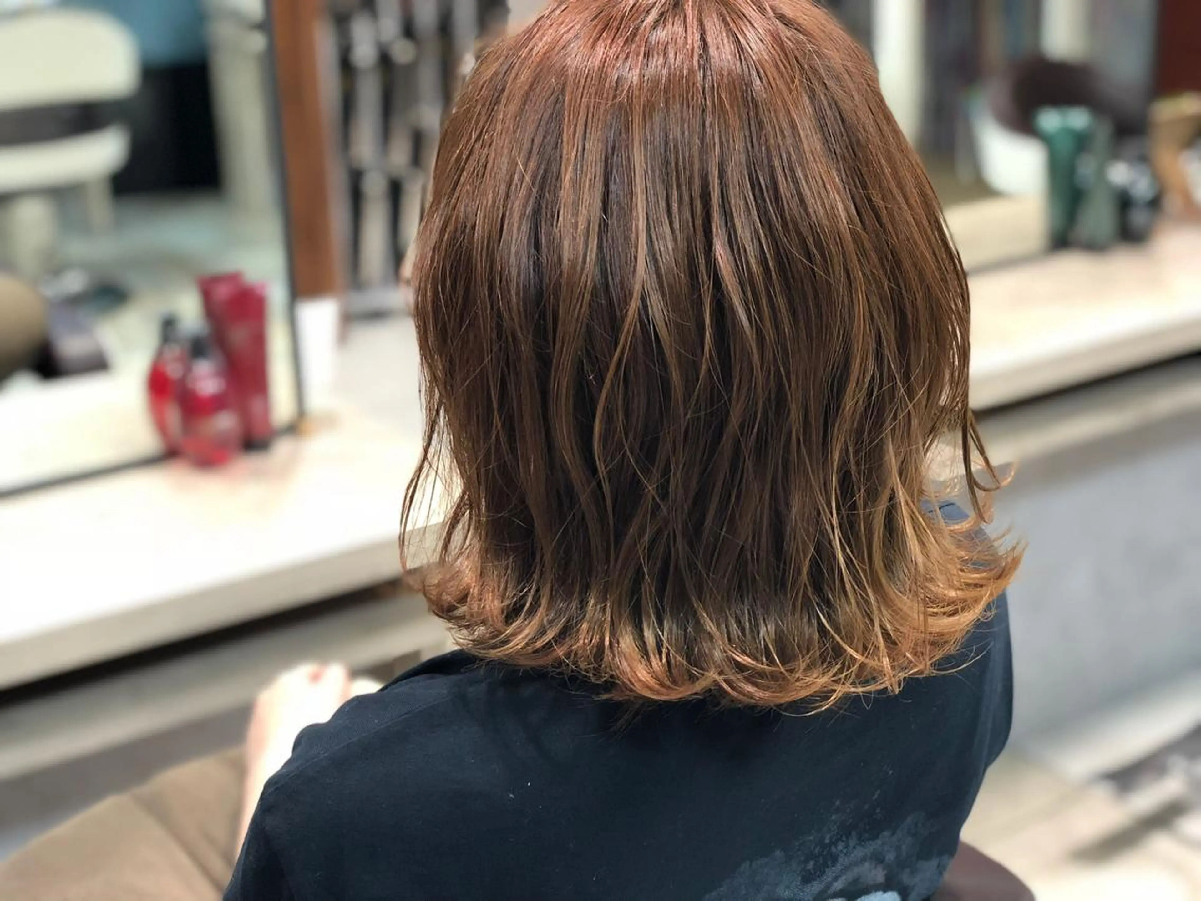 カラー ヘアカラー トリートメント 渡邊 桃香のヘアスタイル