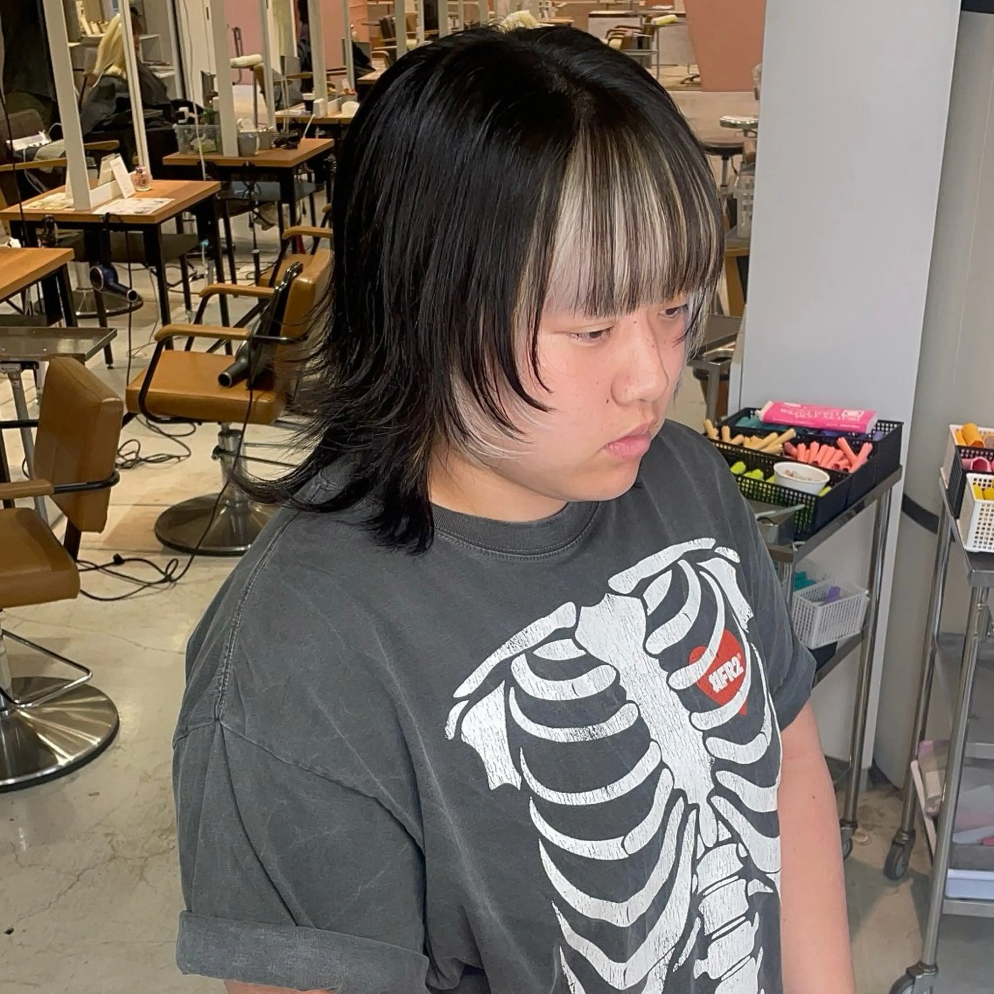 ショート 派手髪支持率No1 Eisukeのヘアスタイル