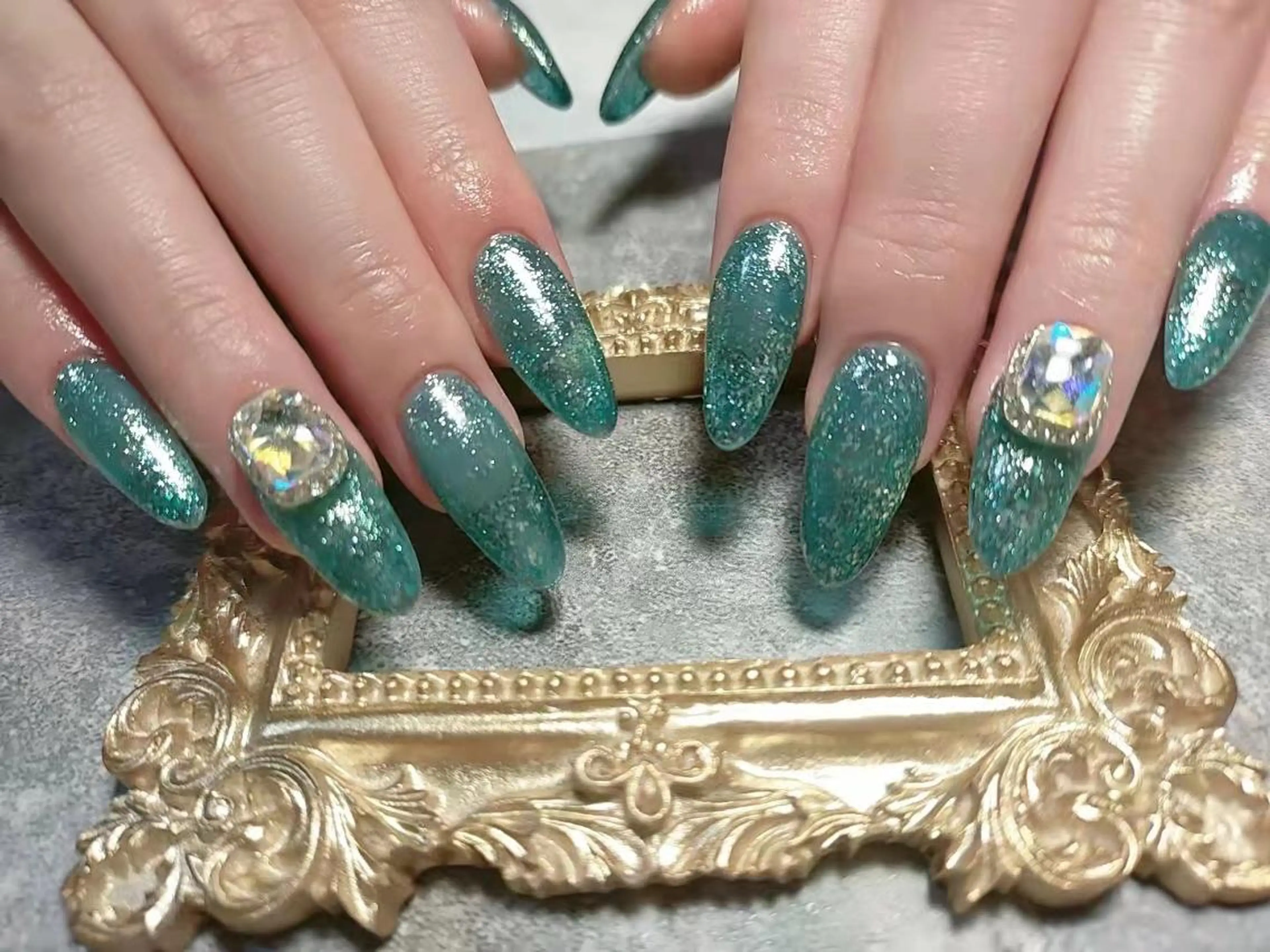 ネイル ハンドネイル MiKi Nai池袋 長さだし得意のネイルデザイン