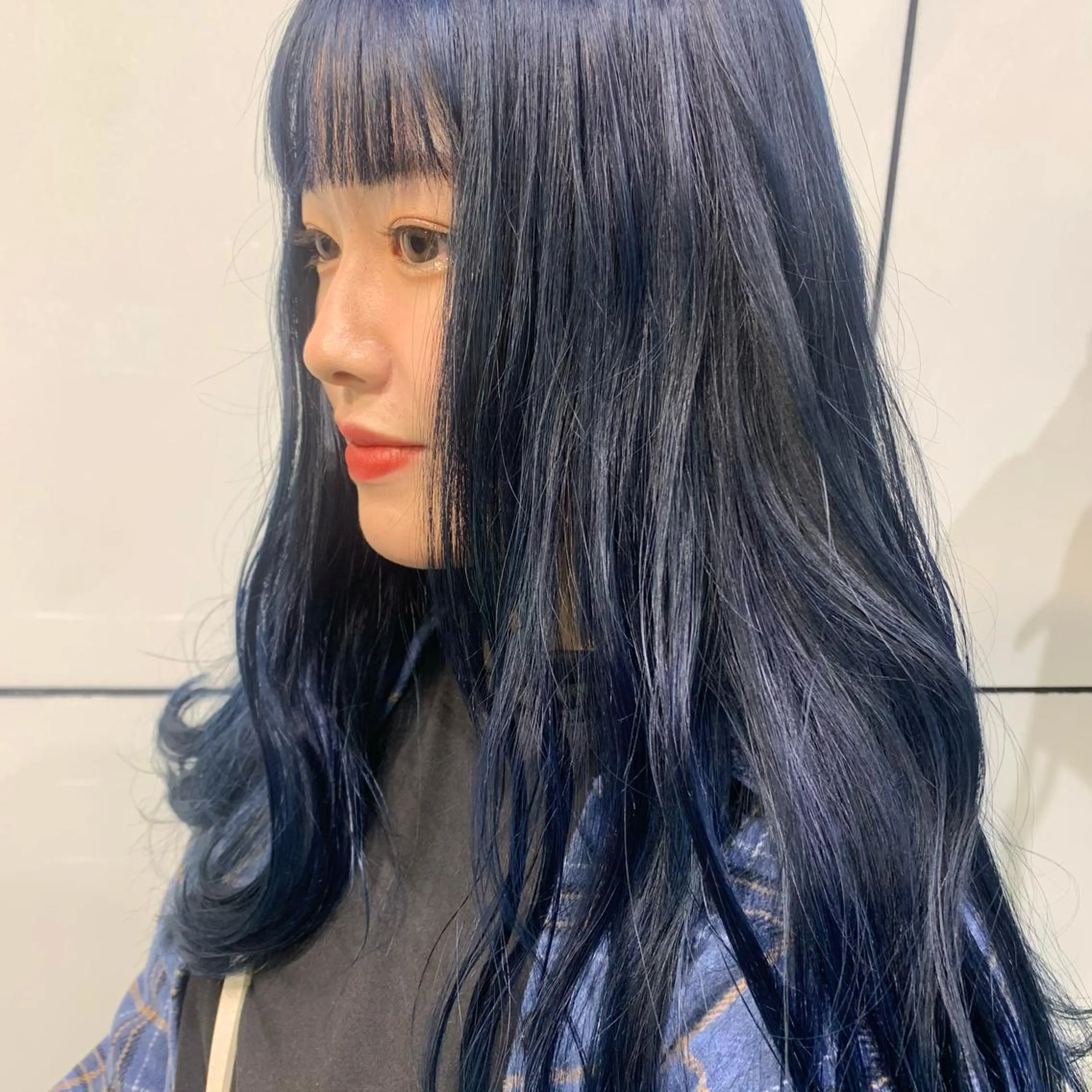 ロング カラー ネイビーカラー 韓国ヘア🦋 MIYUのヘアスタイル