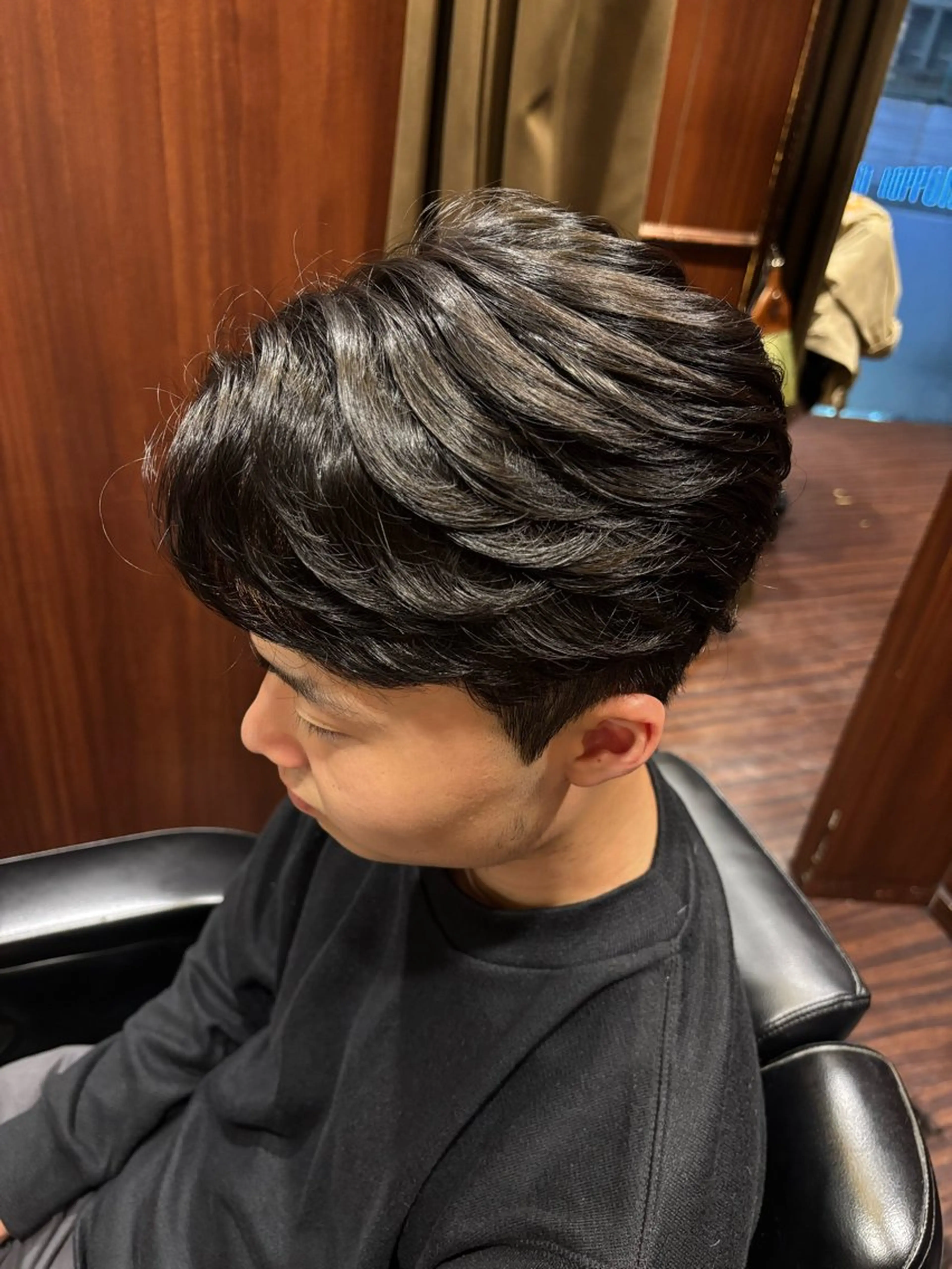 ミディアム パーマ 小松 美雄のヘアスタイル