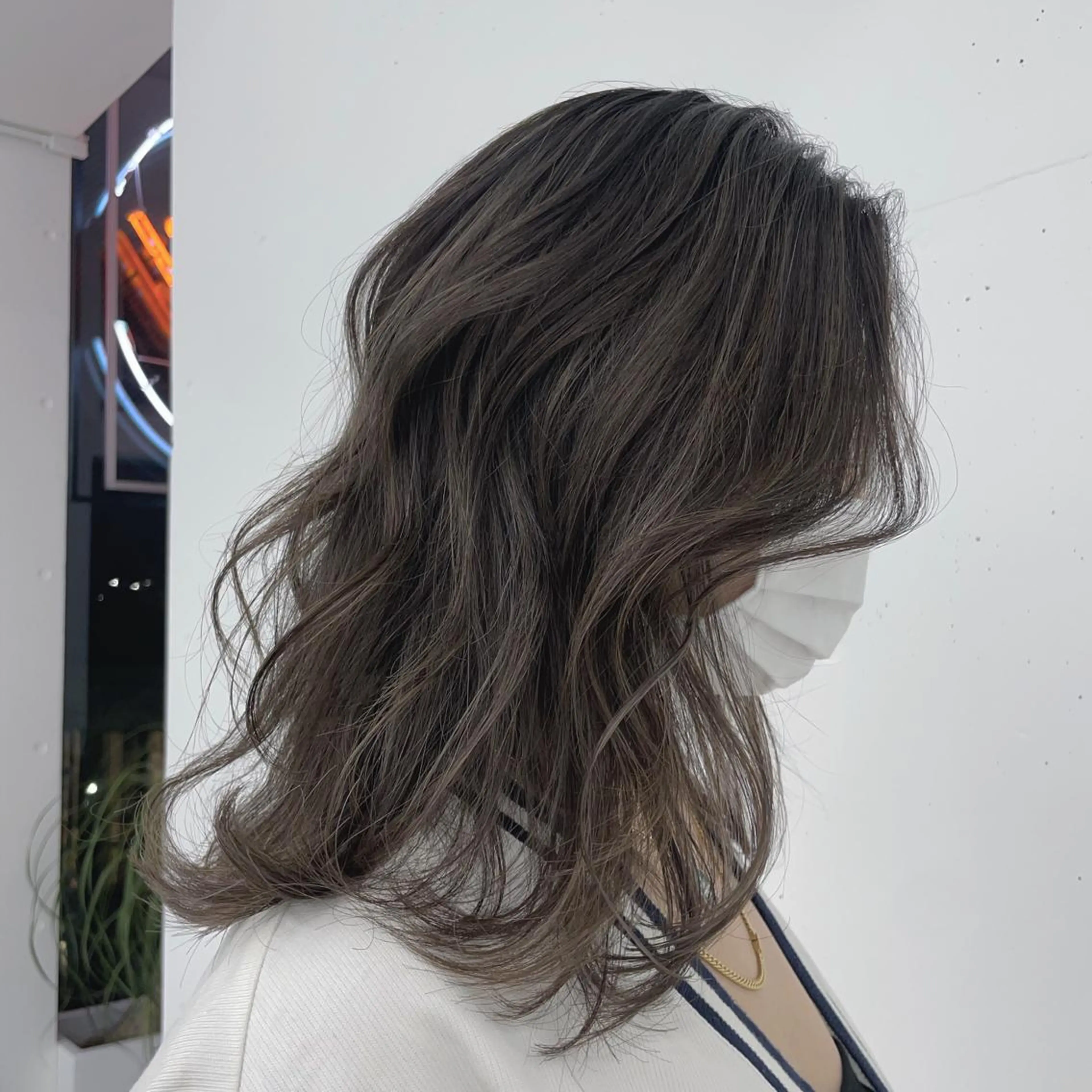 ミディアム カラー ブリーチ ケアブリーチ 透明感カラー ハイライトカラー ハイライト レイヤーカット💖 Kaedeのヘアスタイル