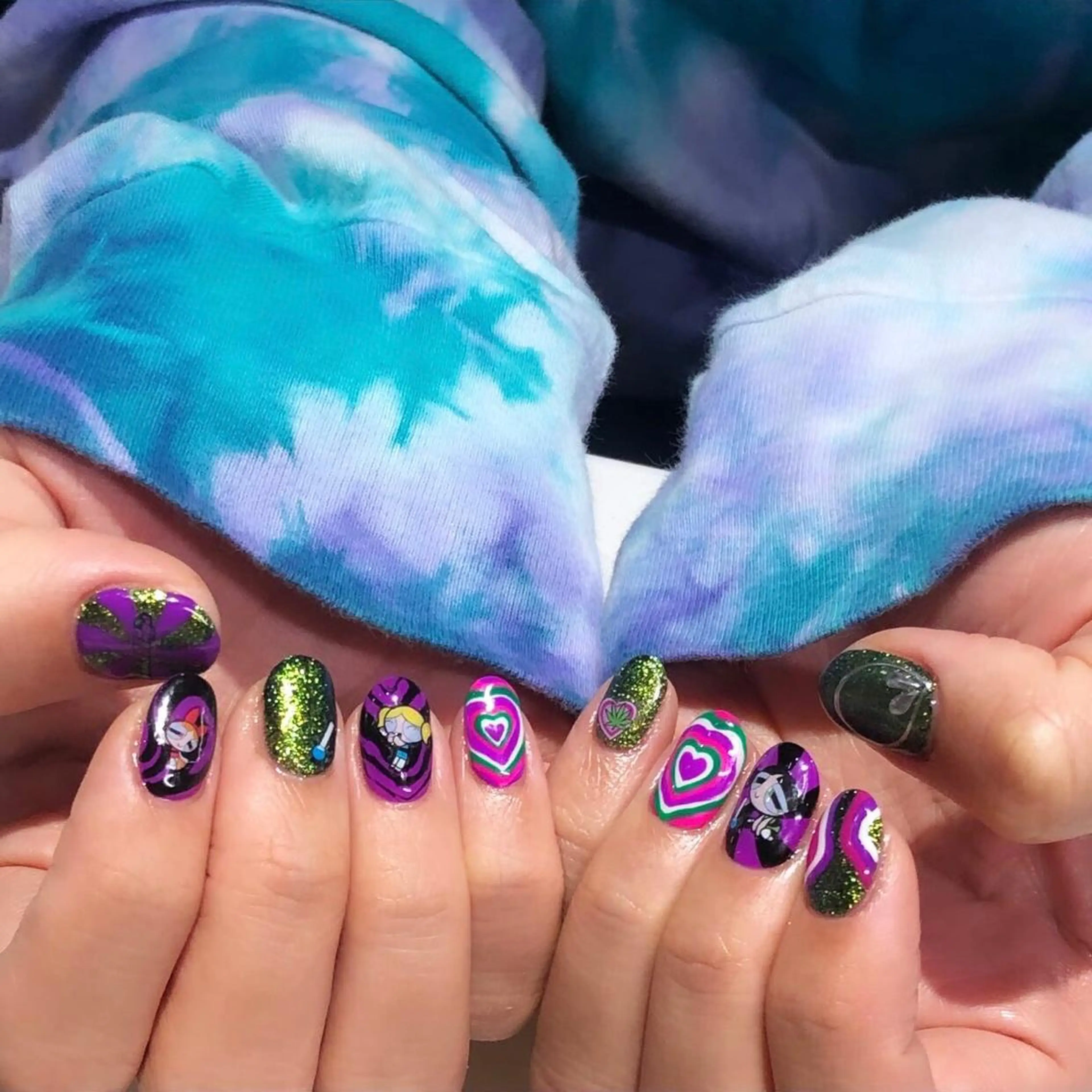 ネイル ハンドネイル フットネイル ハンドケア Nes.Nail所属・Miyagi Asamiのネイルデザイン