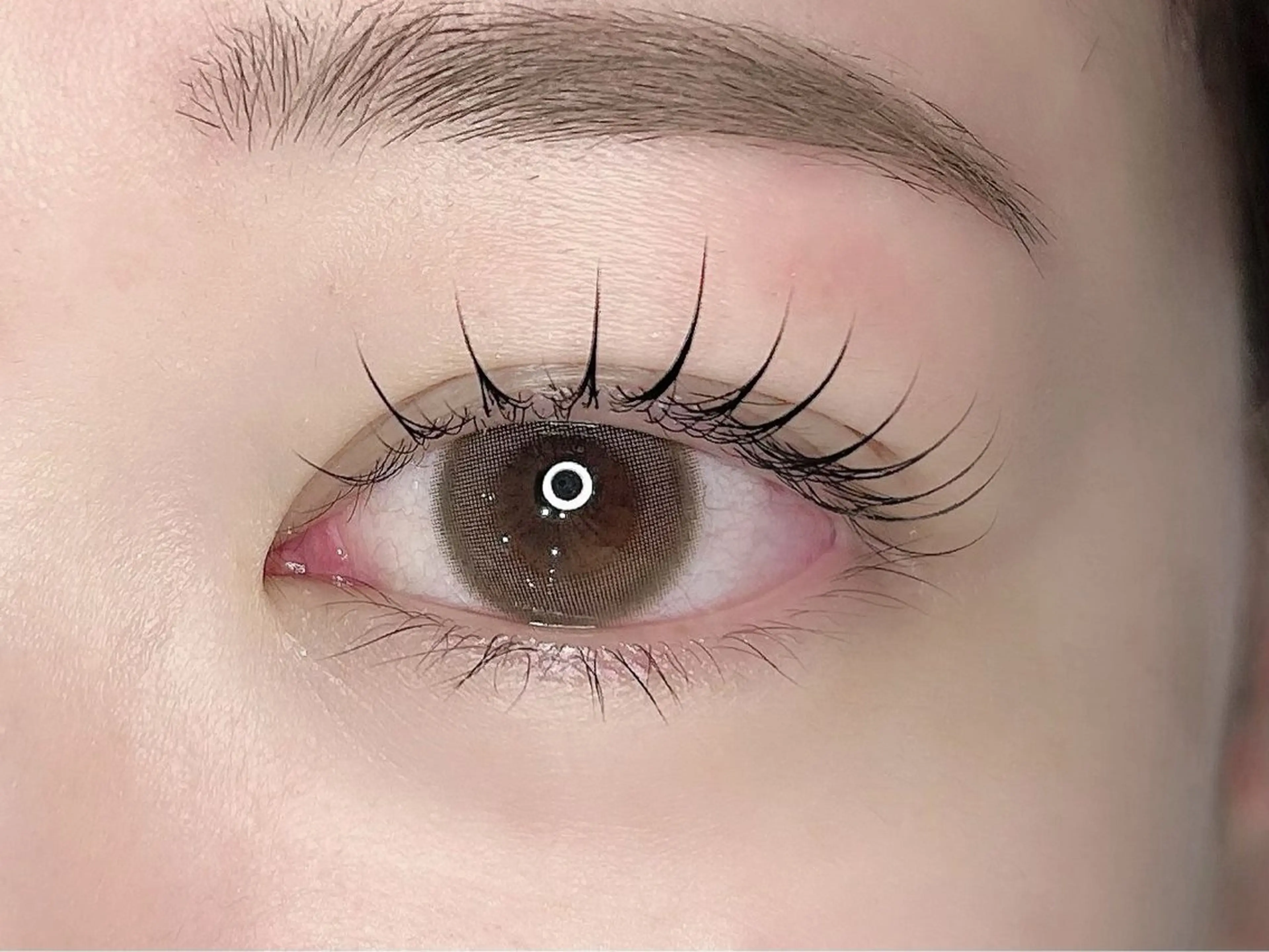 マツエク・マツパ 韓国風マツエク まつげパーマ Akari🖤 韓国アイドルまつぱのマツエク・マツパデザイン