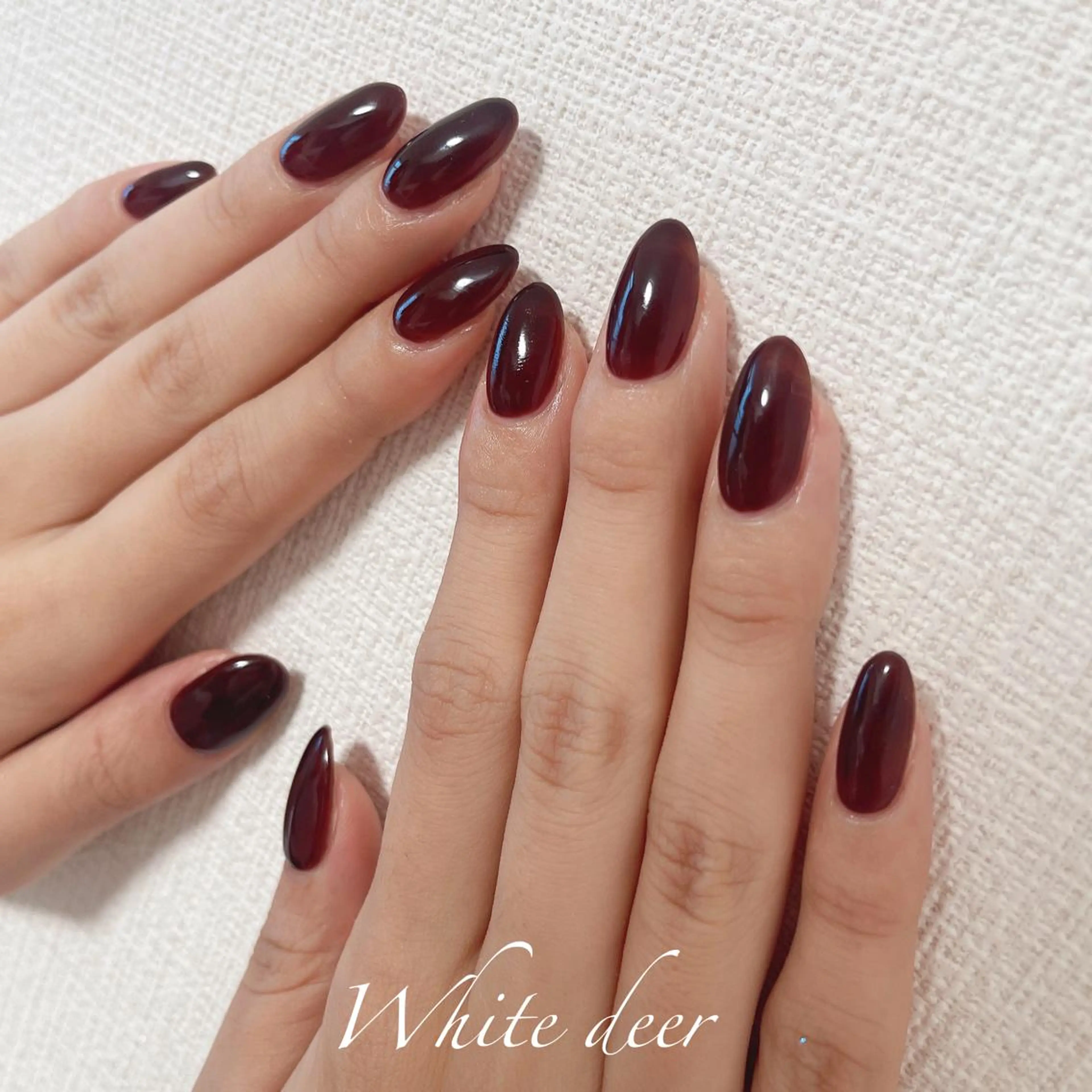 ネイル White deerのネイルデザイン