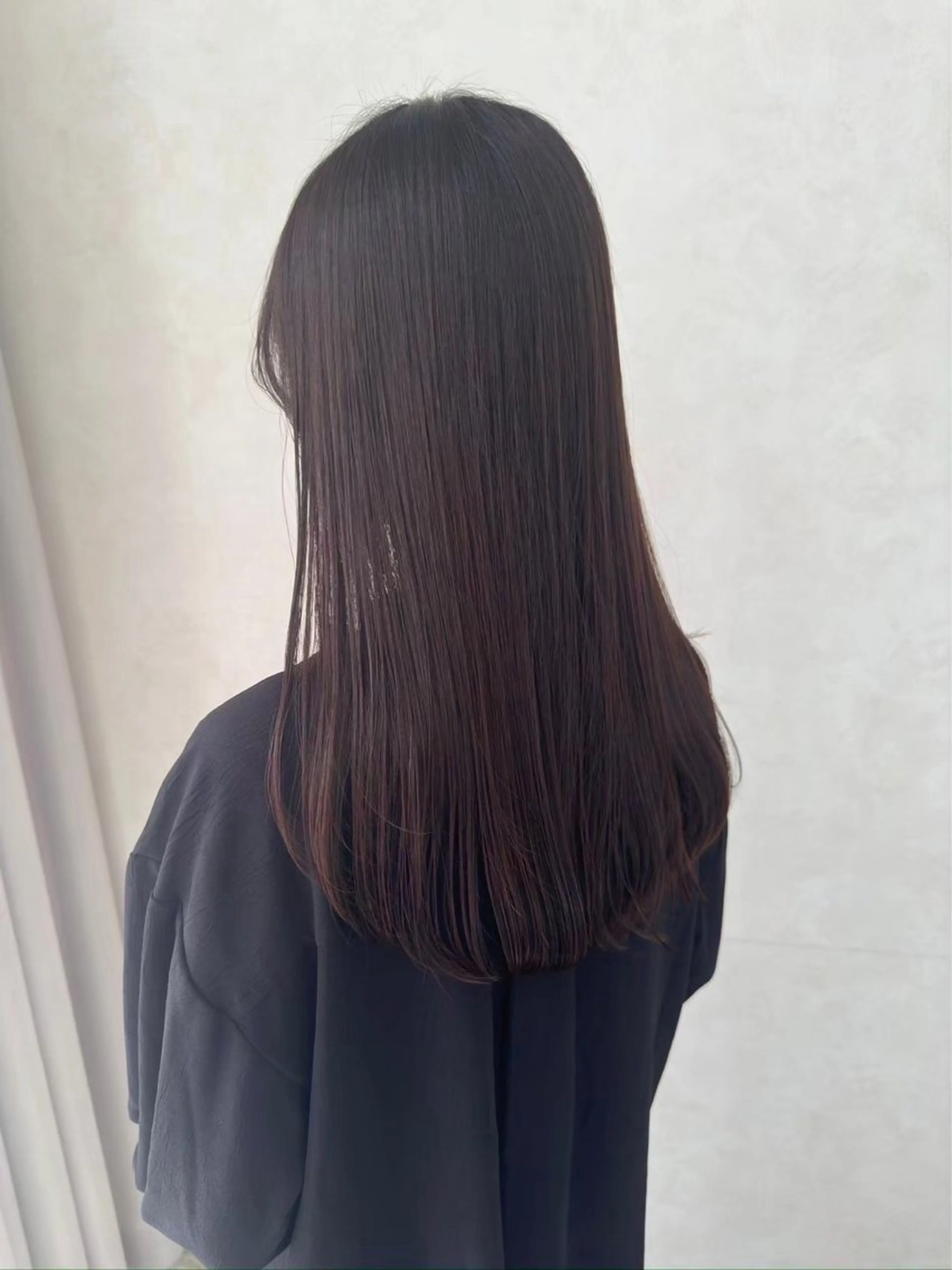 カラー 山本 遥海のヘアスタイル