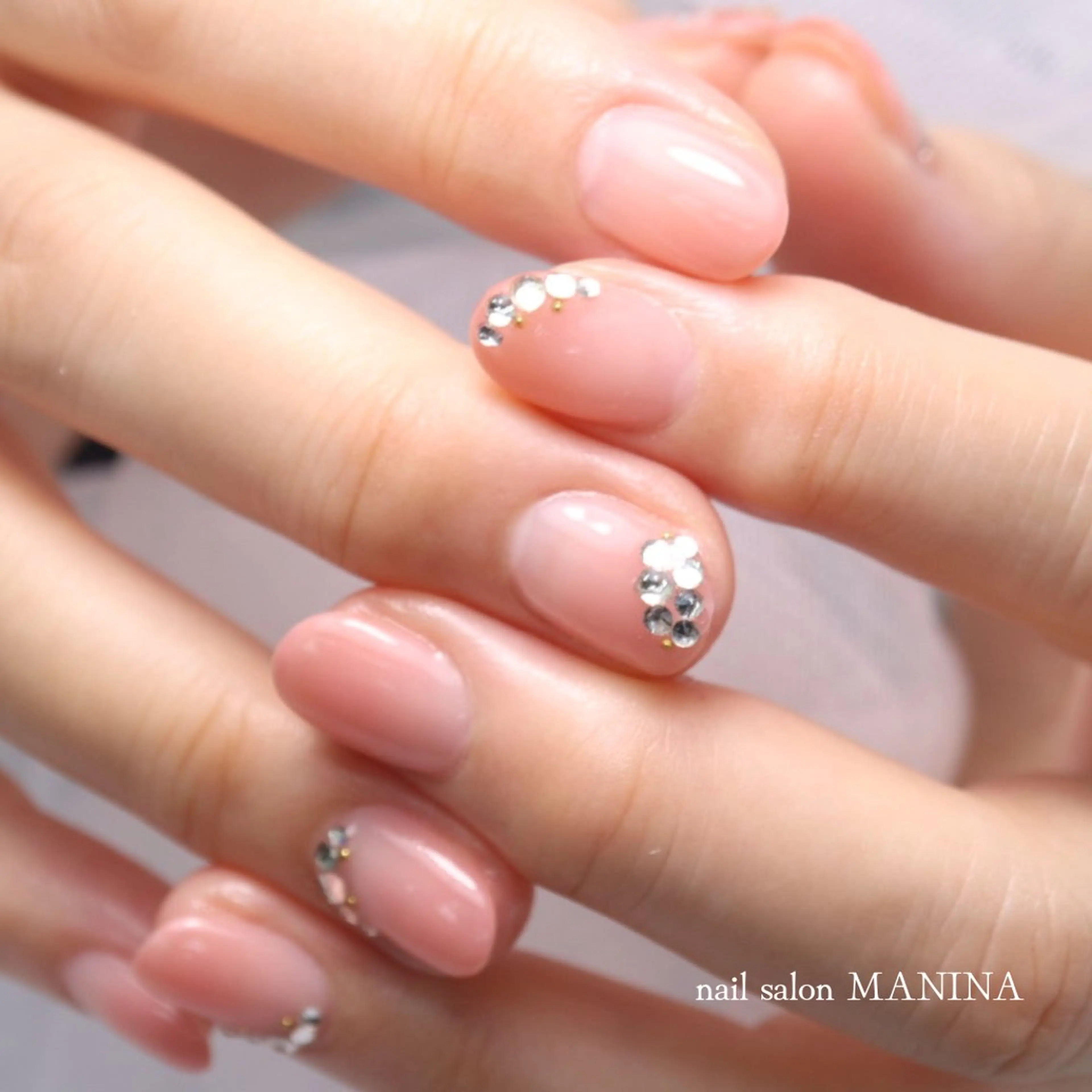 ネイル nailsalon MANINA齋藤愛美のネイルデザイン