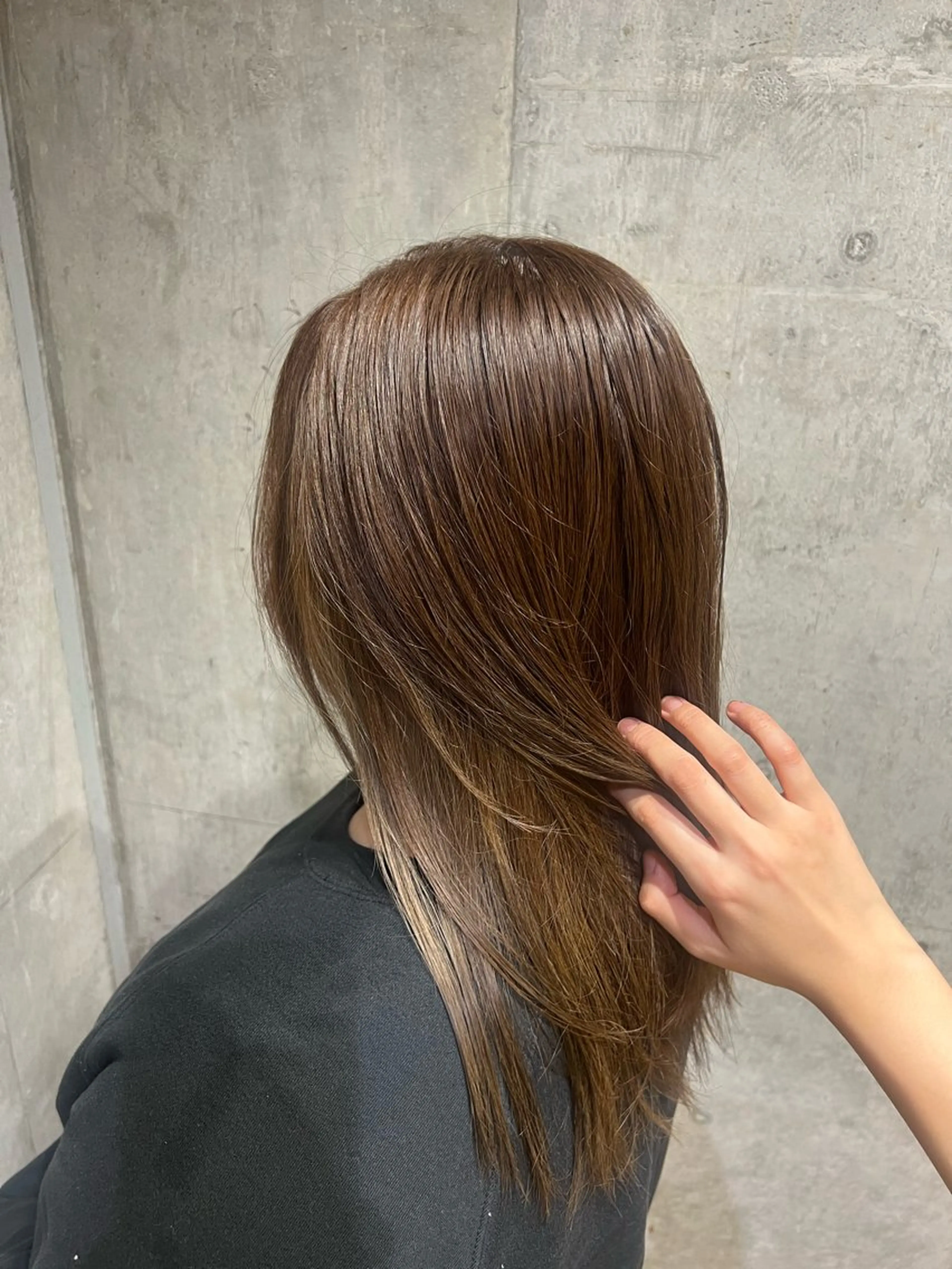 カラー ベージュカラー 三宅 凜佳のヘアスタイル