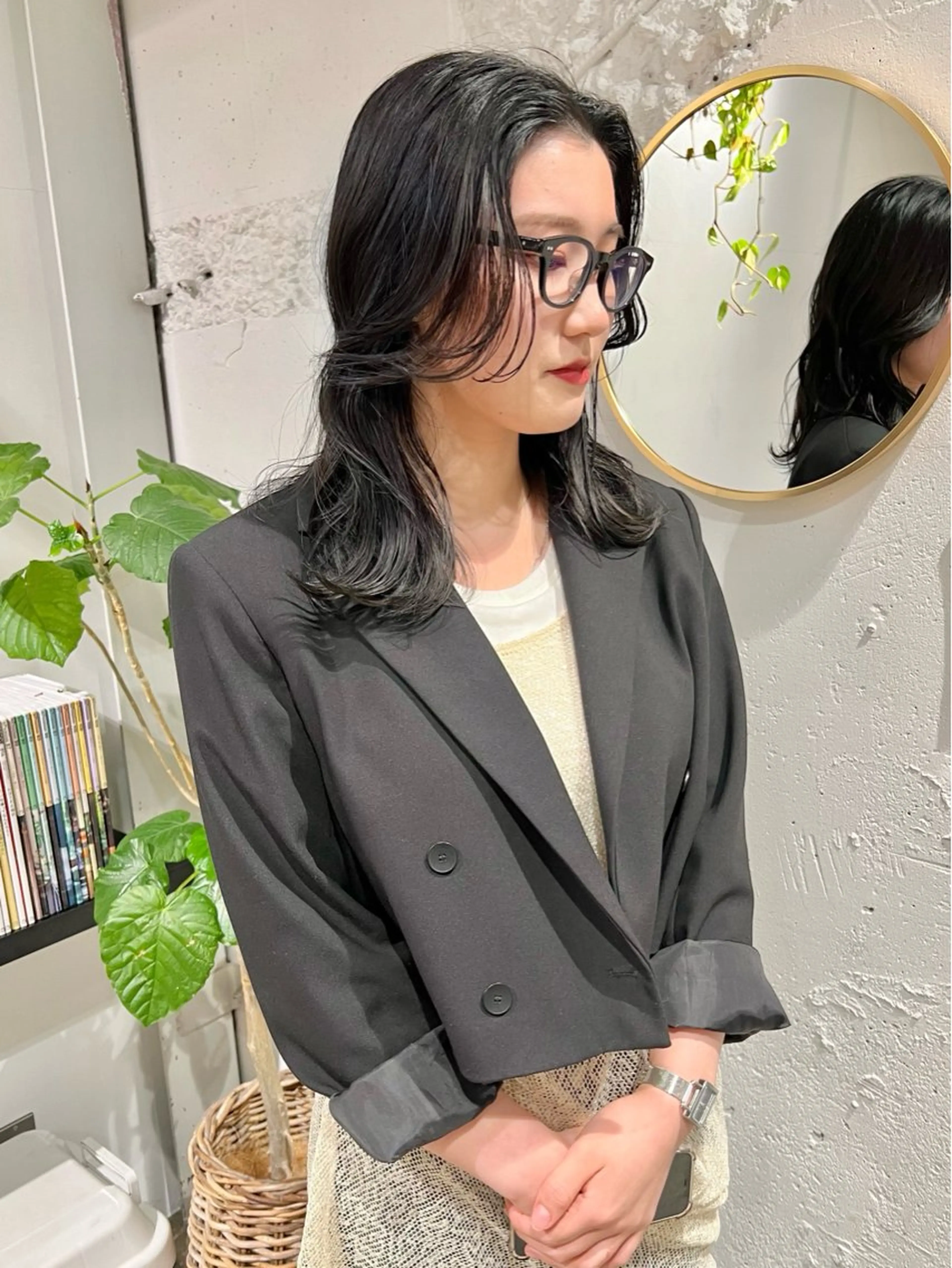 ロング カット ヘアカラー 石井 菜々のヘアスタイル