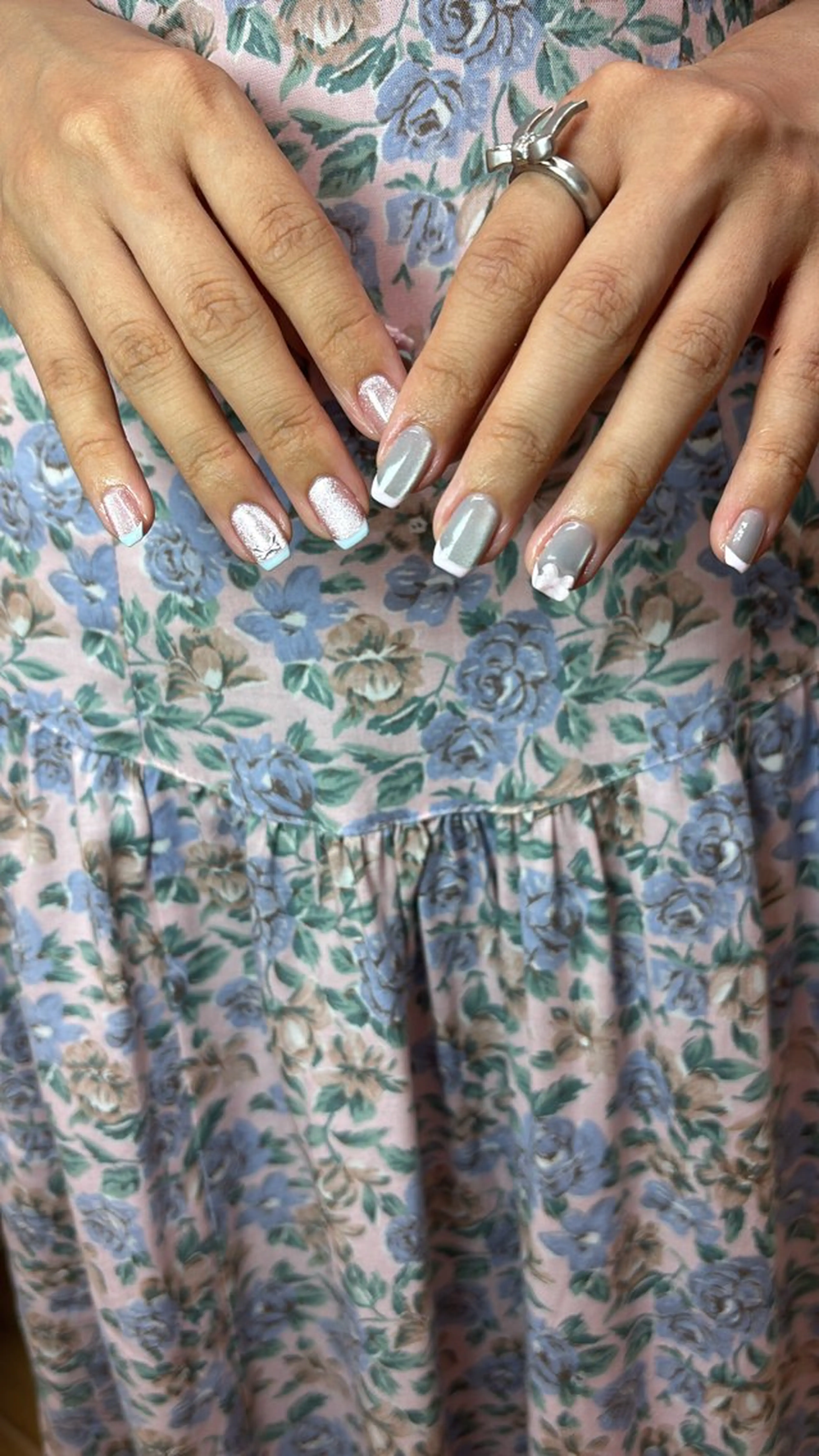 ネイル nailsalon　hue所属・小山 羽奈のネイルデザイン