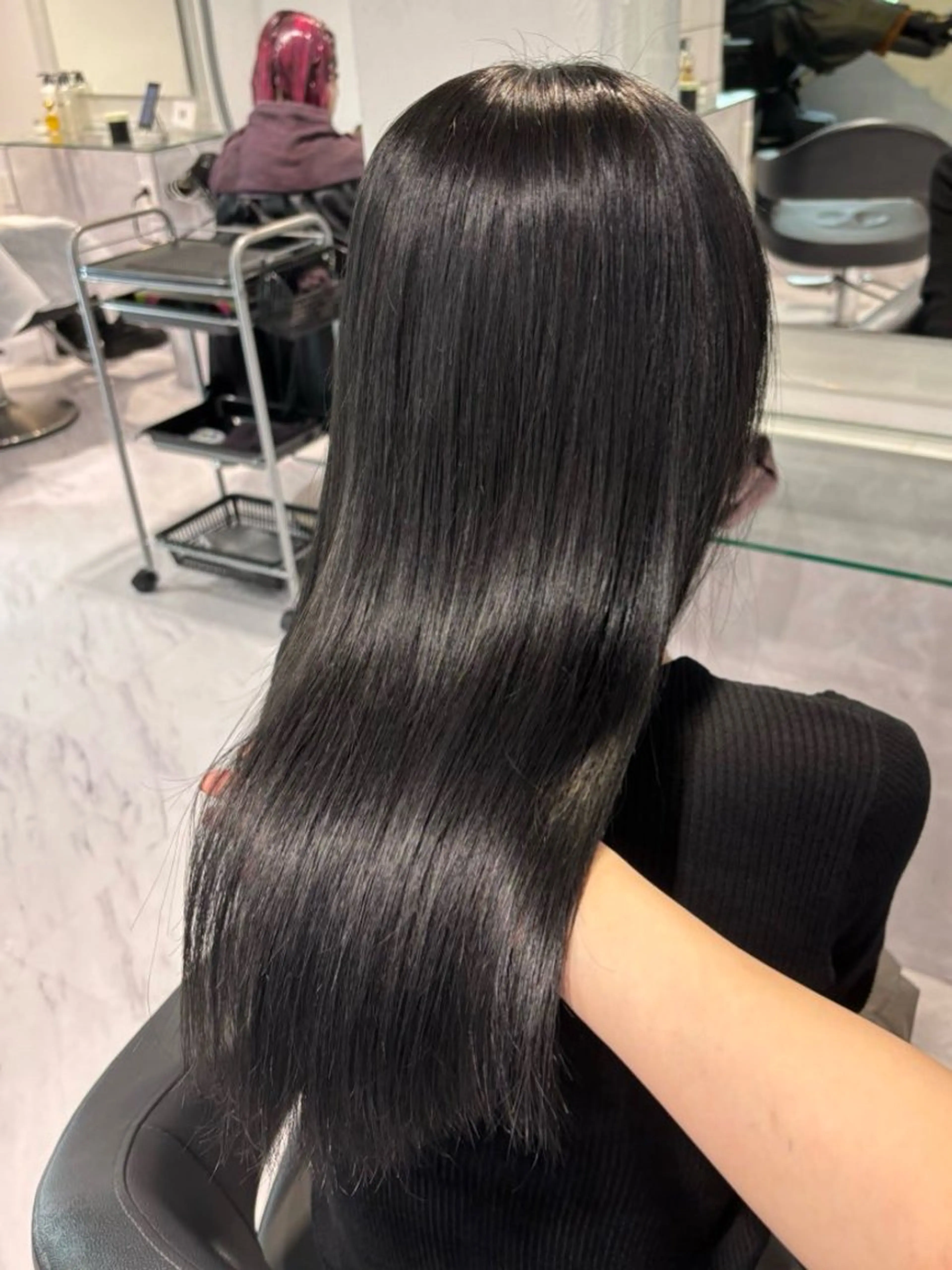 ロング カラー 透明感カラー ダークグレー ダークグレージュ グレージュ ヘアカラー トリートメント ヘッドスパ ヘアセット 表参道♡暗髪^ྀི 艶カラー♡アユミのヘアスタイル