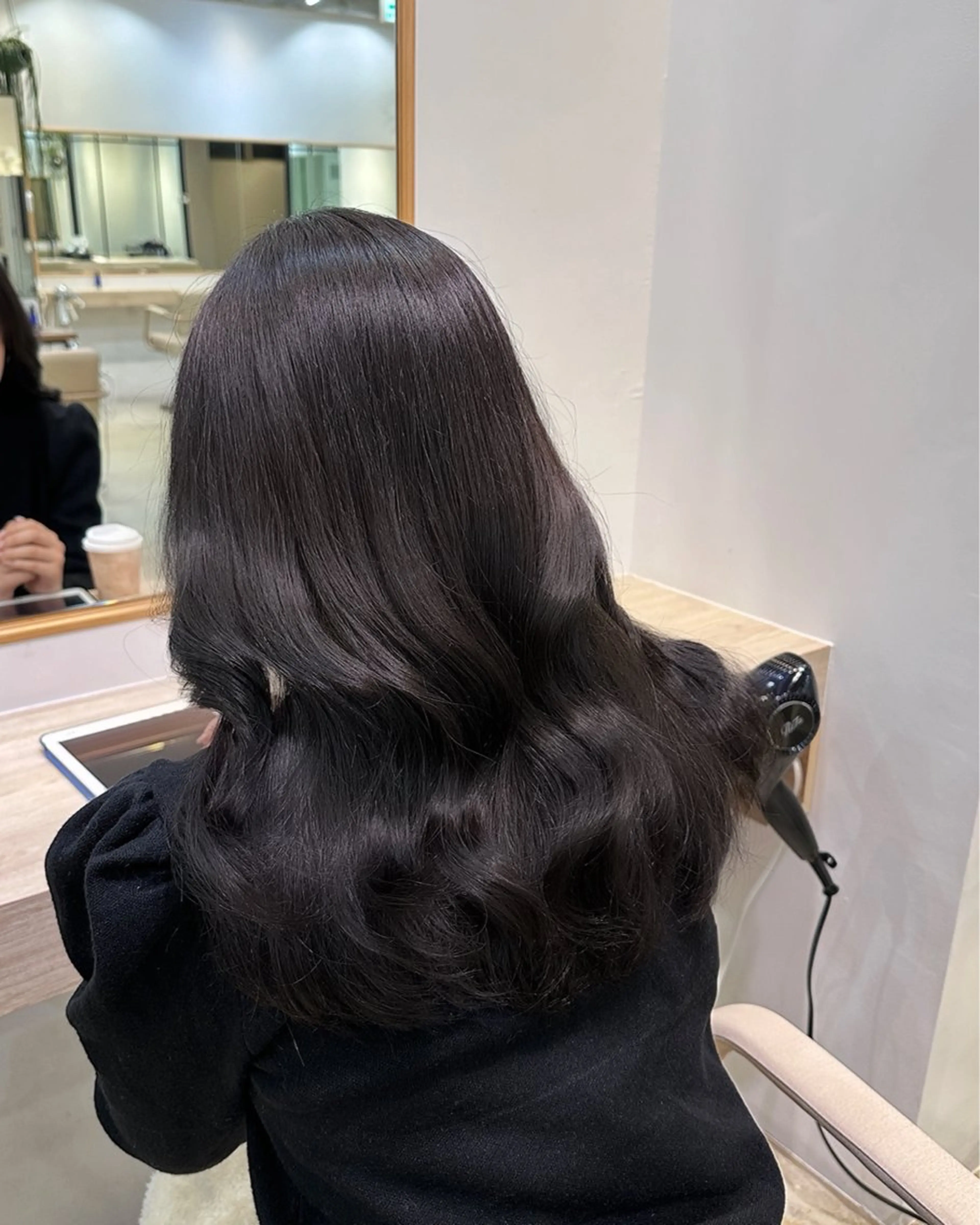 セミロング カラー 🩷網紅ヘア ayumi🩷のヘアスタイル