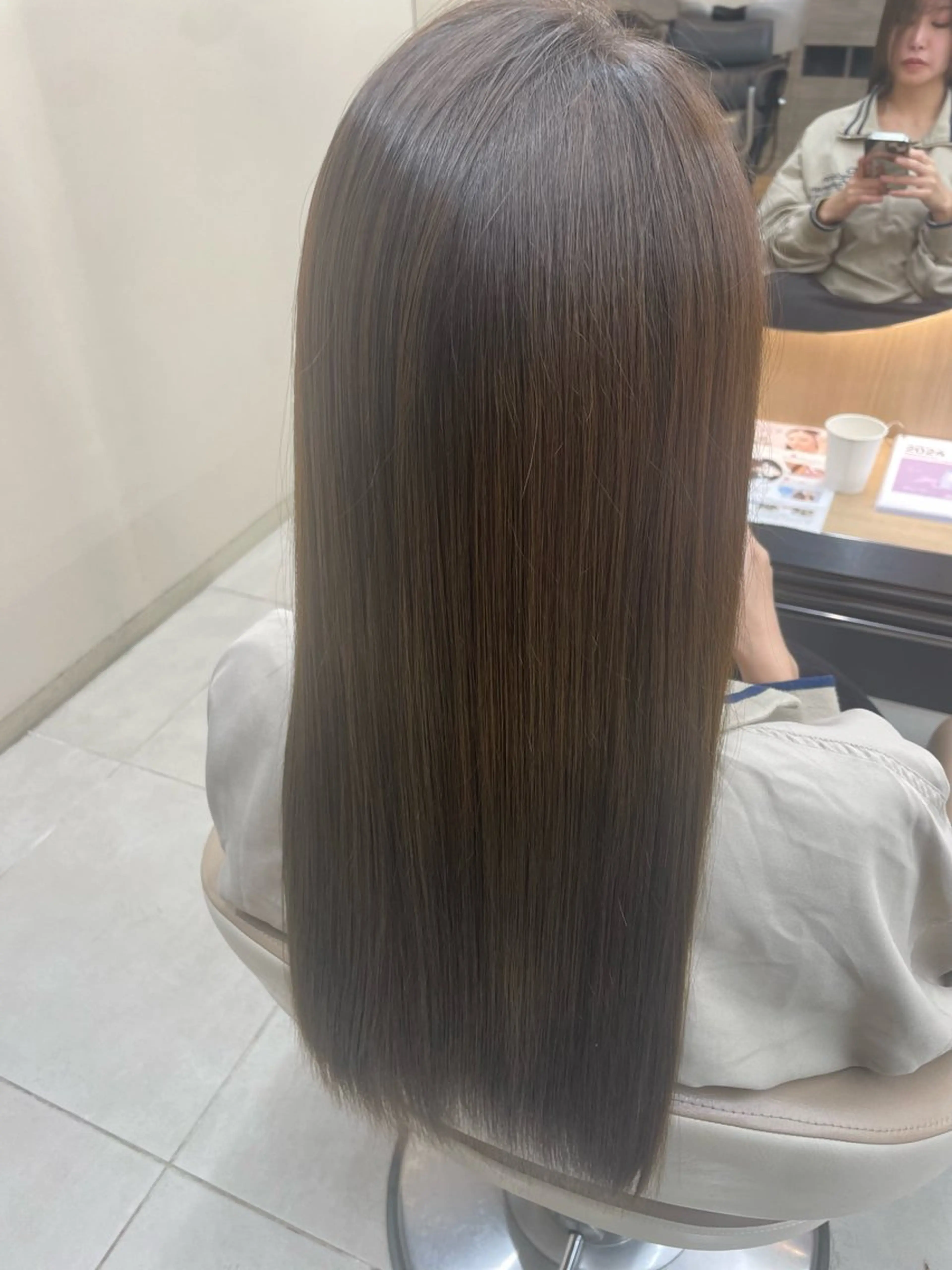 ✨乾かすだけで艶髪✨プレミアムストレート（縮毛矯正）＋似合わせカット（トリートメント込み）20000の写真