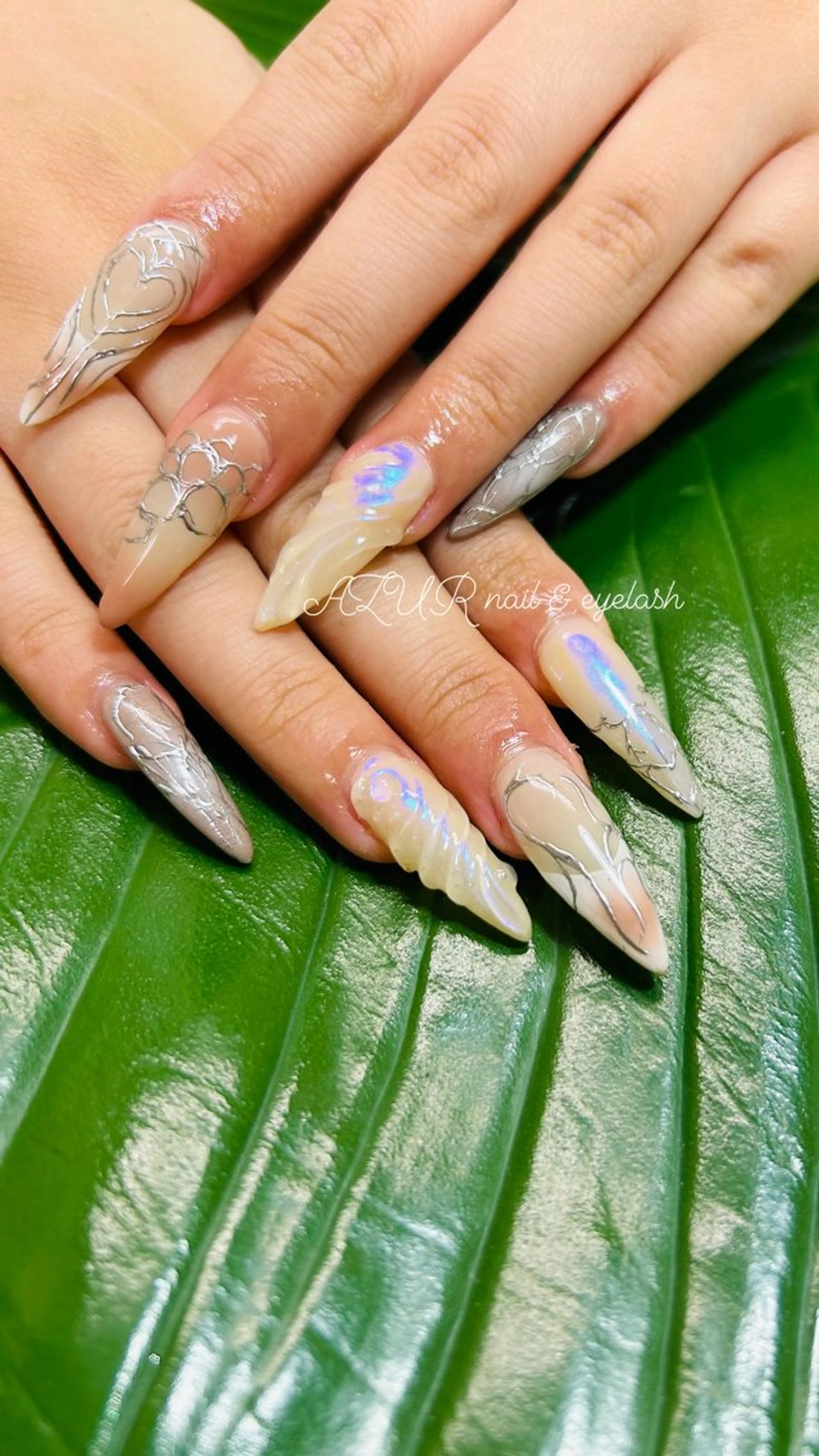 ネイル AZUR N&eyelashのネイルデザイン