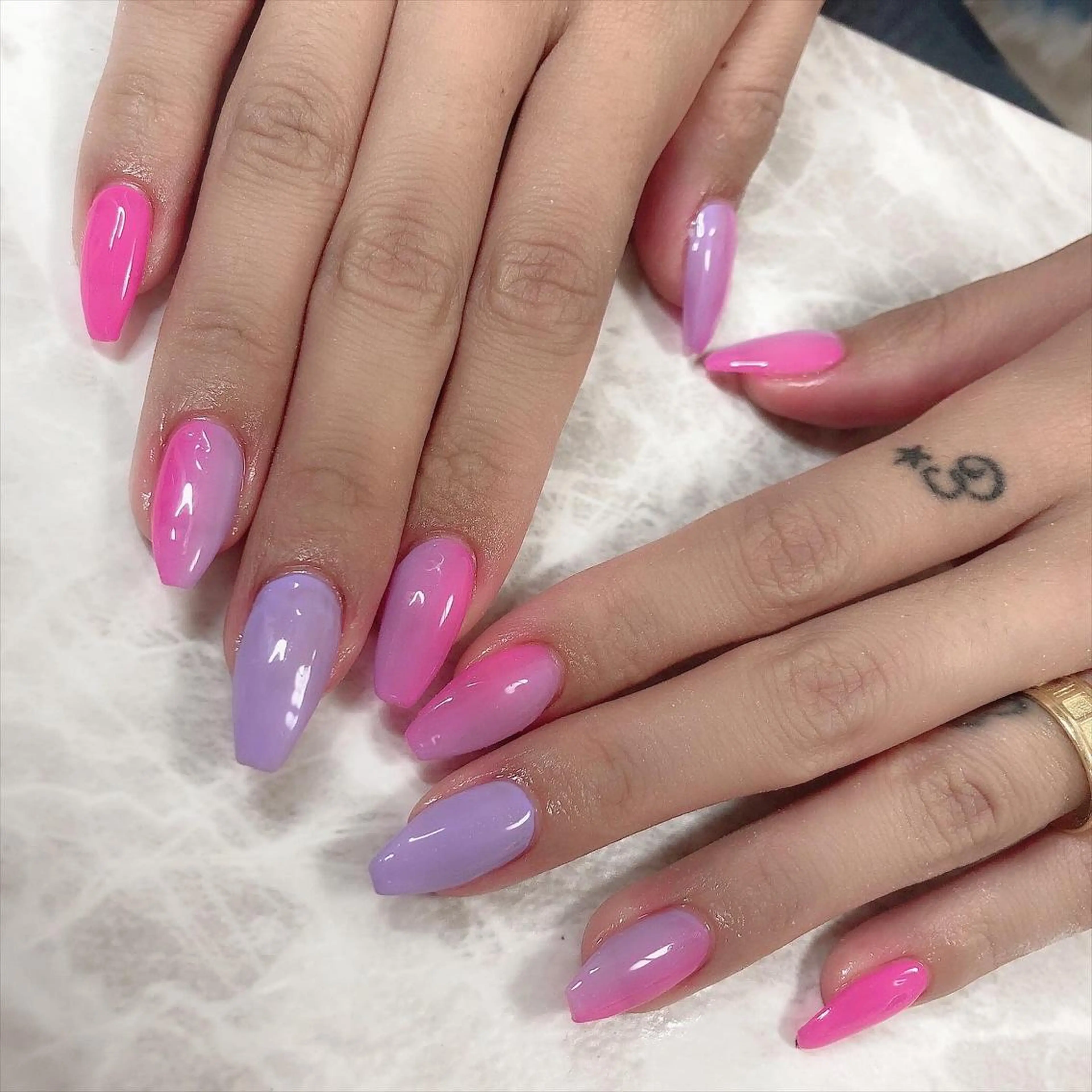 ネイル L'ea  Rose レア・ローズのネイルデザイン