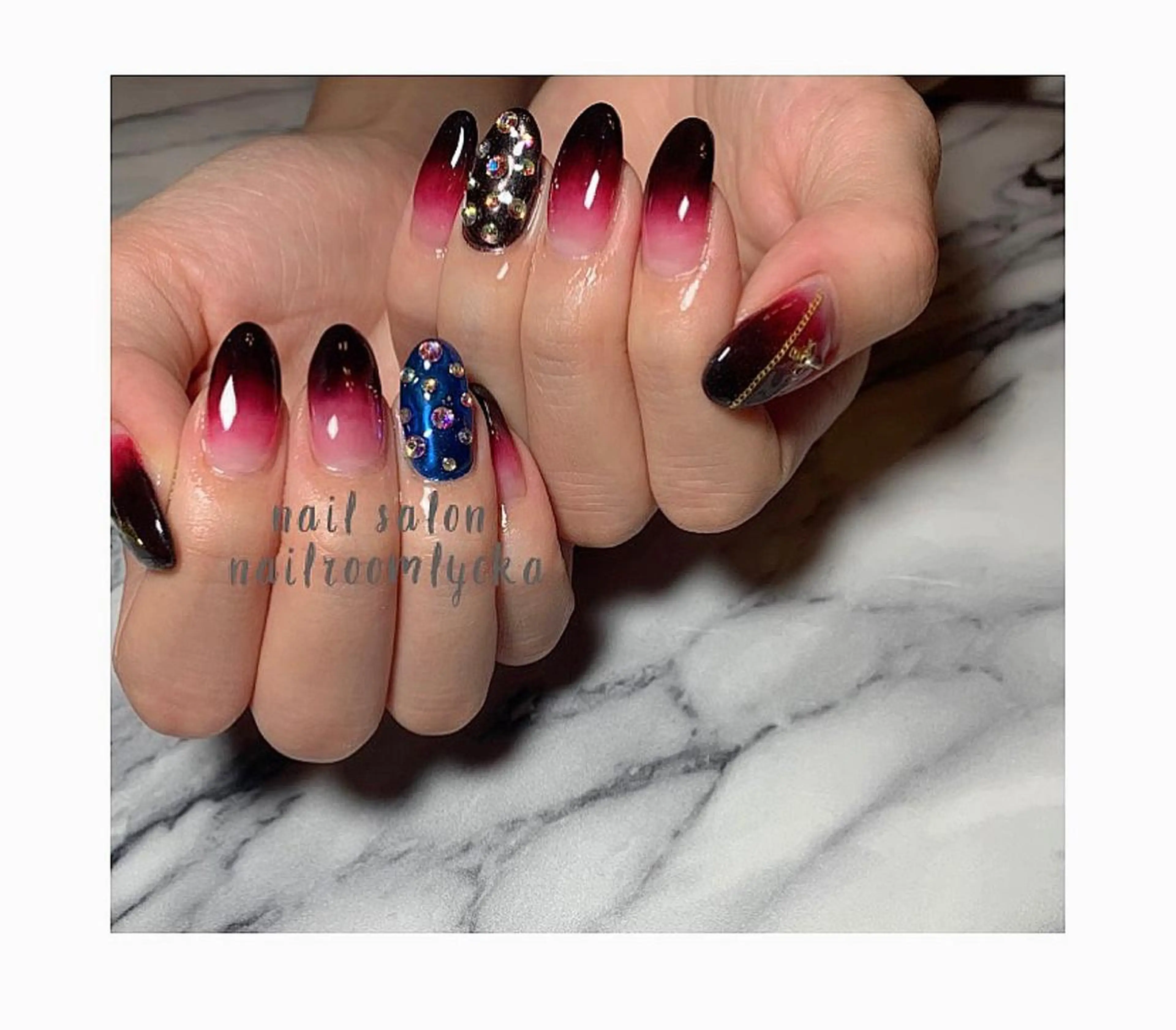 ネイル ﾈｲﾙﾙｰﾑﾘｯｶ 𝐦𝐚𝐲𝐮のネイルデザイン