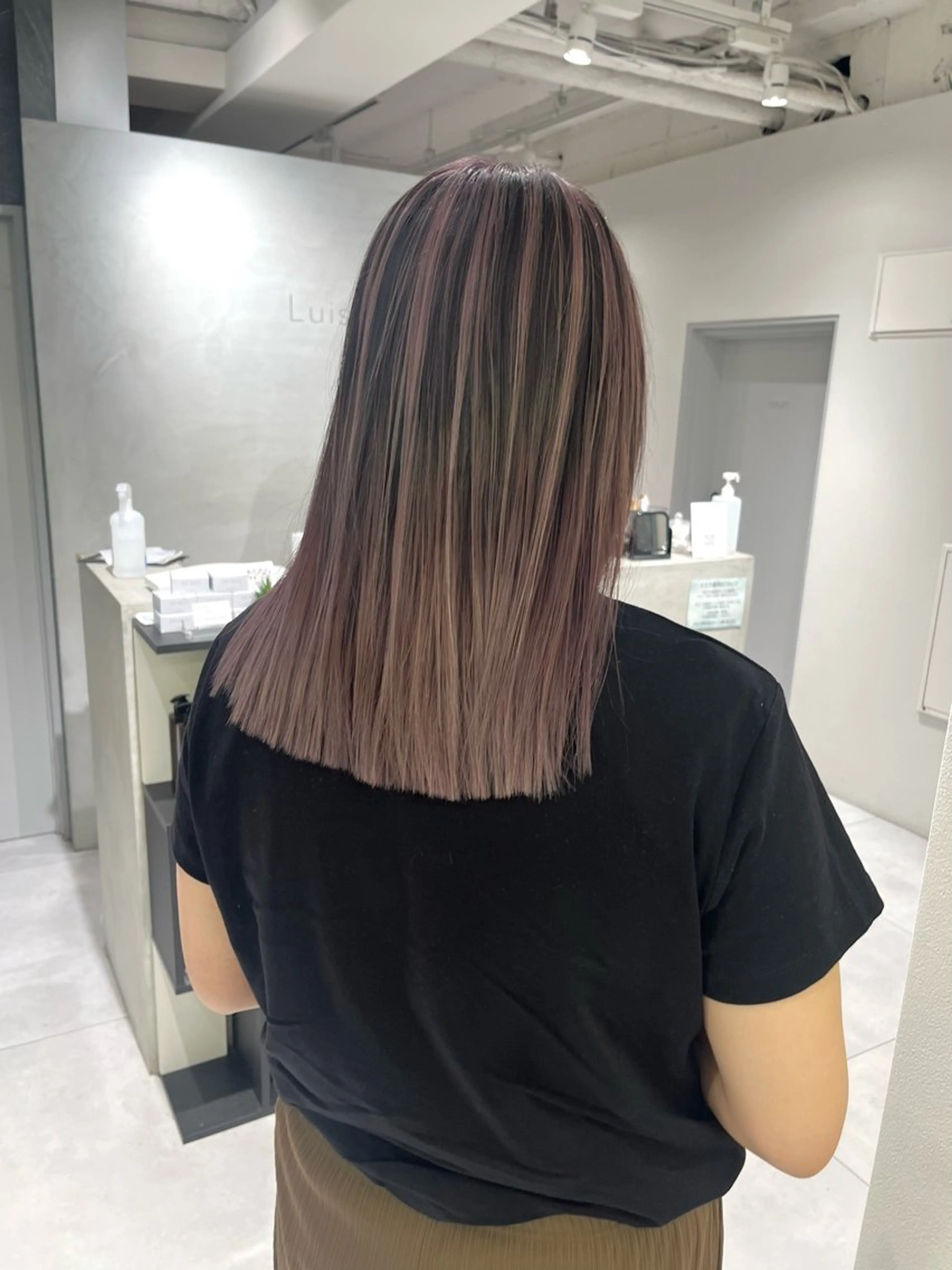 ロング カラー ケアブリーチ 若杉圭大のヘアスタイル