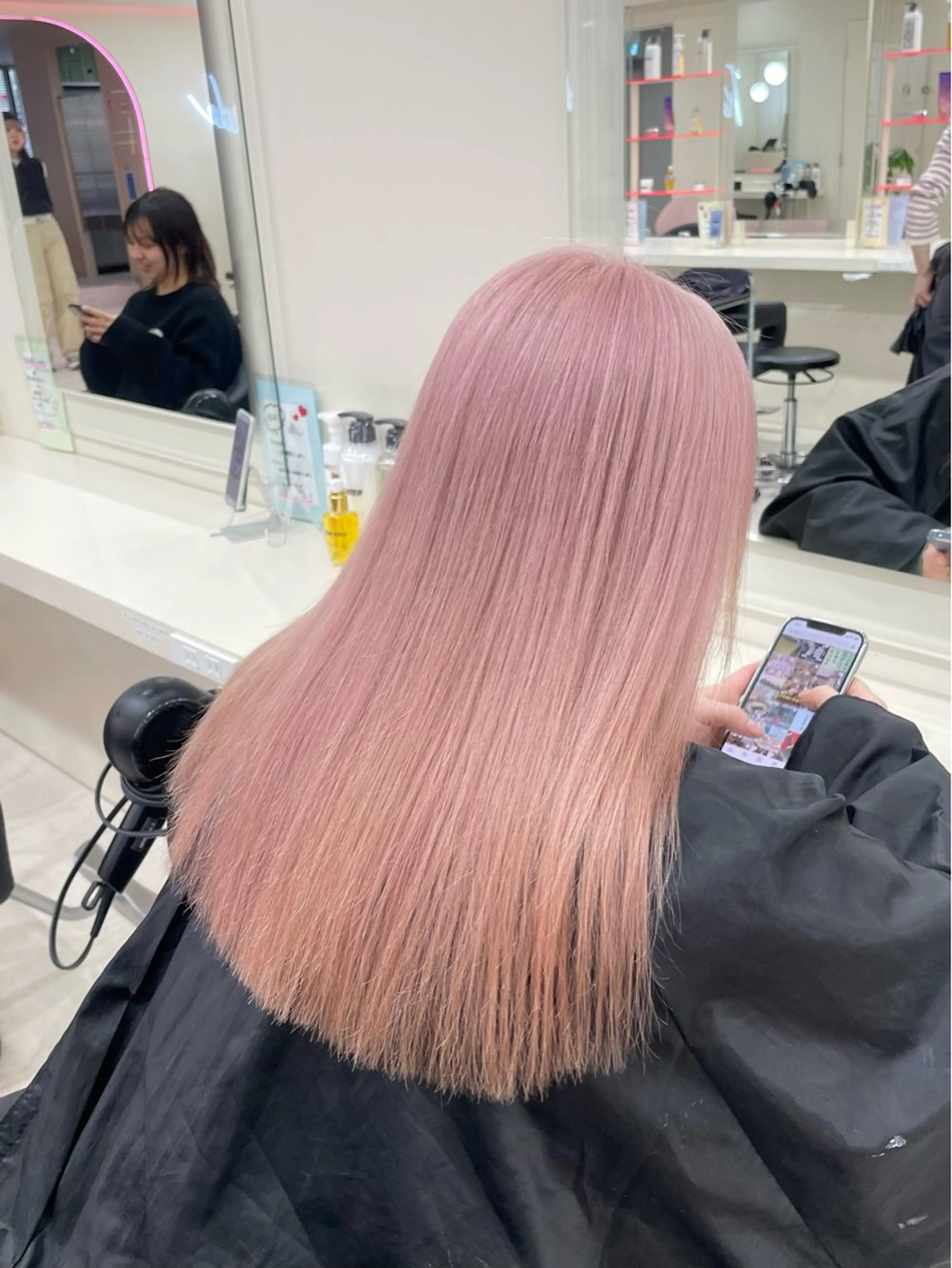 ロング 🎀🫧透明感 ピンクラベンダー💟のヘアスタイル