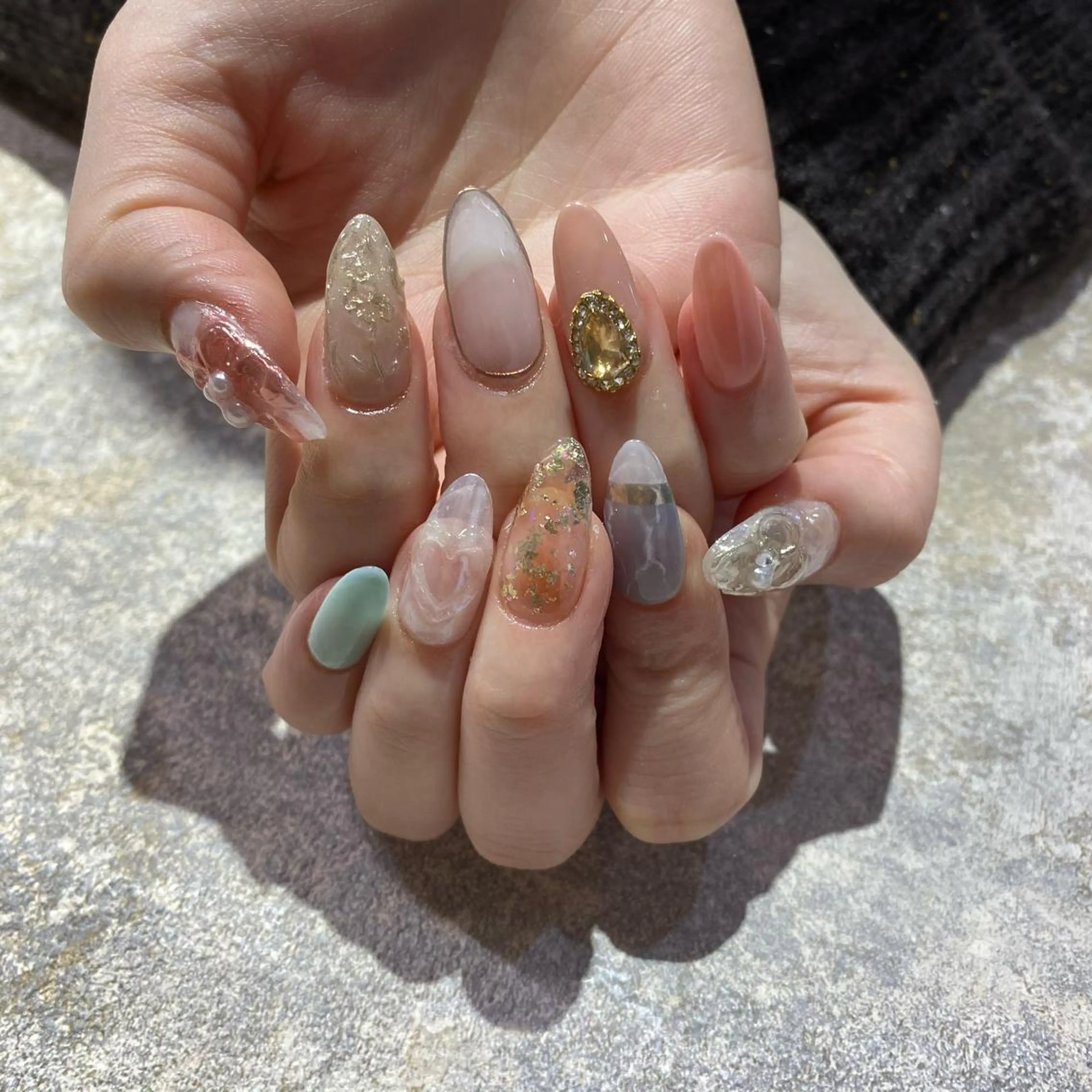 ネイル Amber21.所属・Nagahama Akariのネイルデザイン