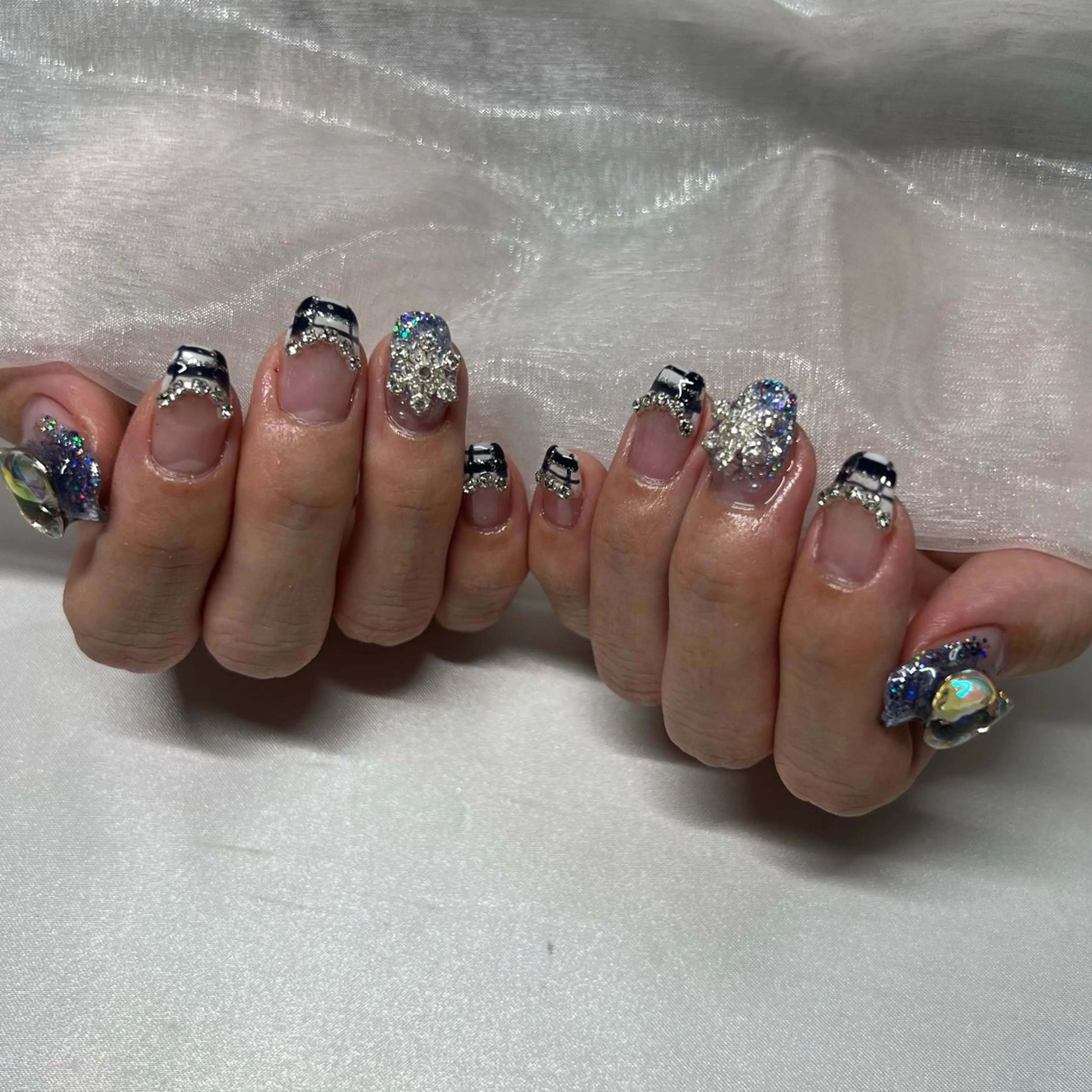 ネイル ジェルネイル 韓国ネイル ラメ(グリッター) マグネットネイル ミラーネイル ハンドネイル -nail salon-Reward所属・nail salon Rewardのネイルデザイン