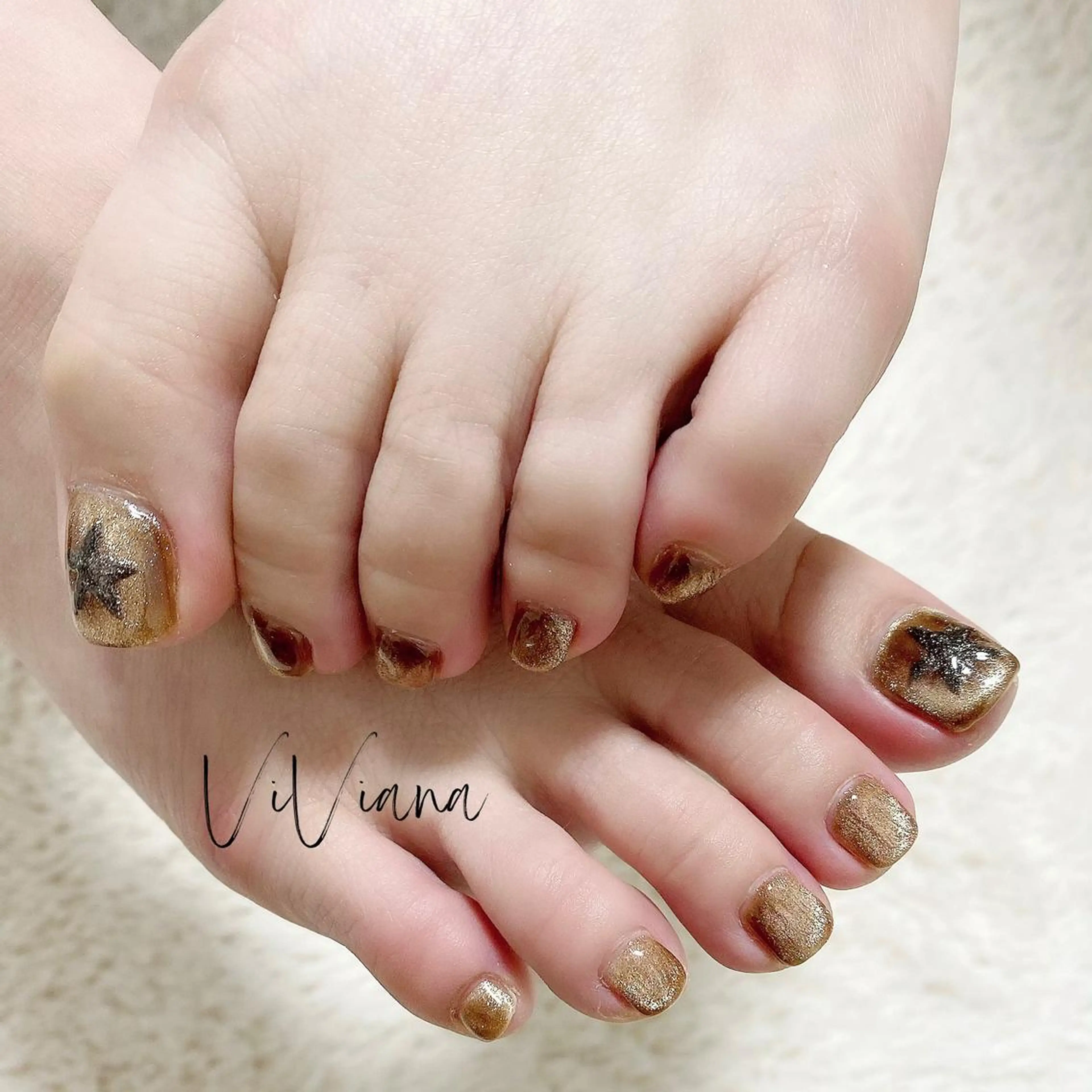 ネイル フットネイル ViViana ｳﾞｨｳﾞｨｱﾅのネイルデザイン