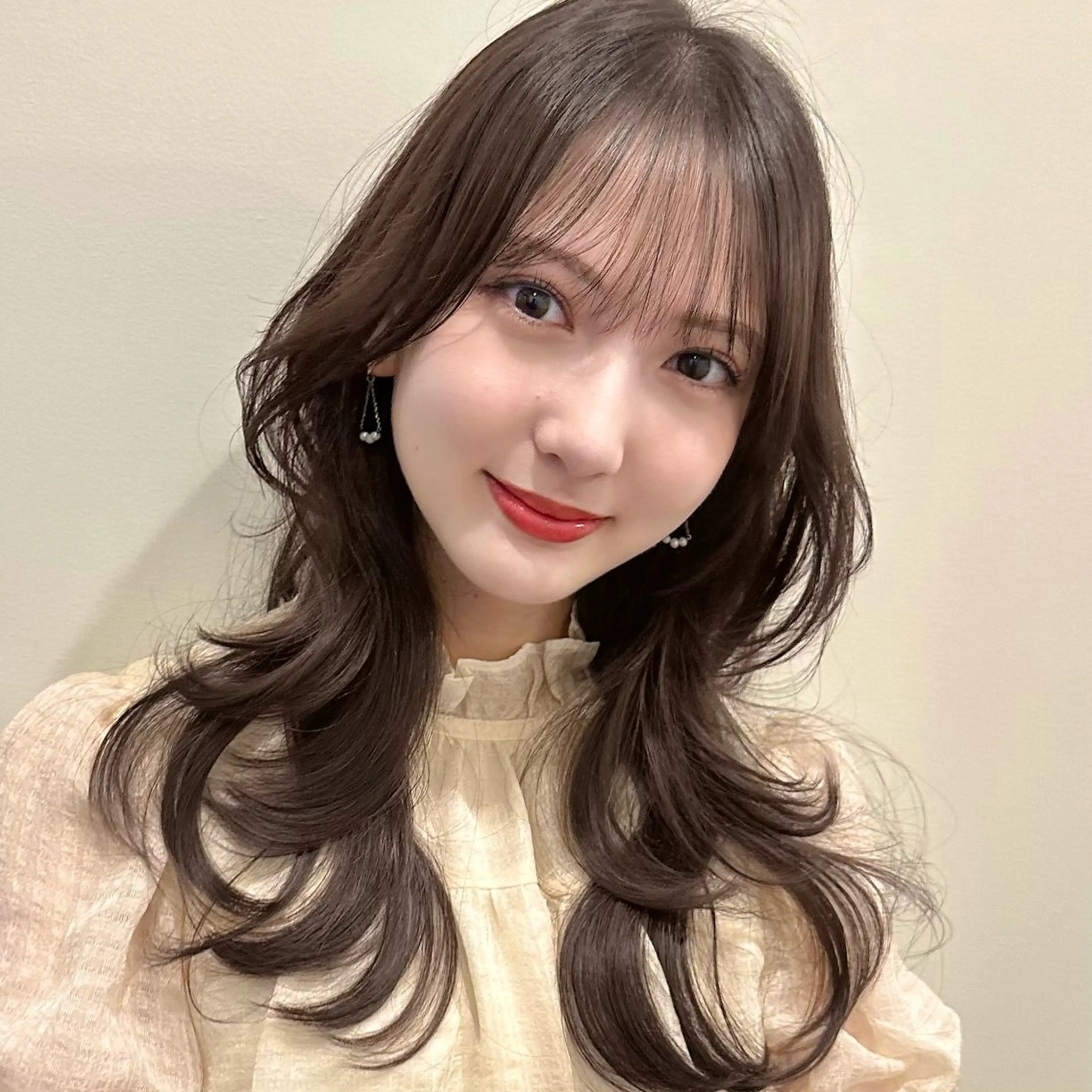 セミロング カット ヘアカラー トリートメント 🌹ハッシュカット、 レイヤー韓国ヘア🌹のヘアスタイル