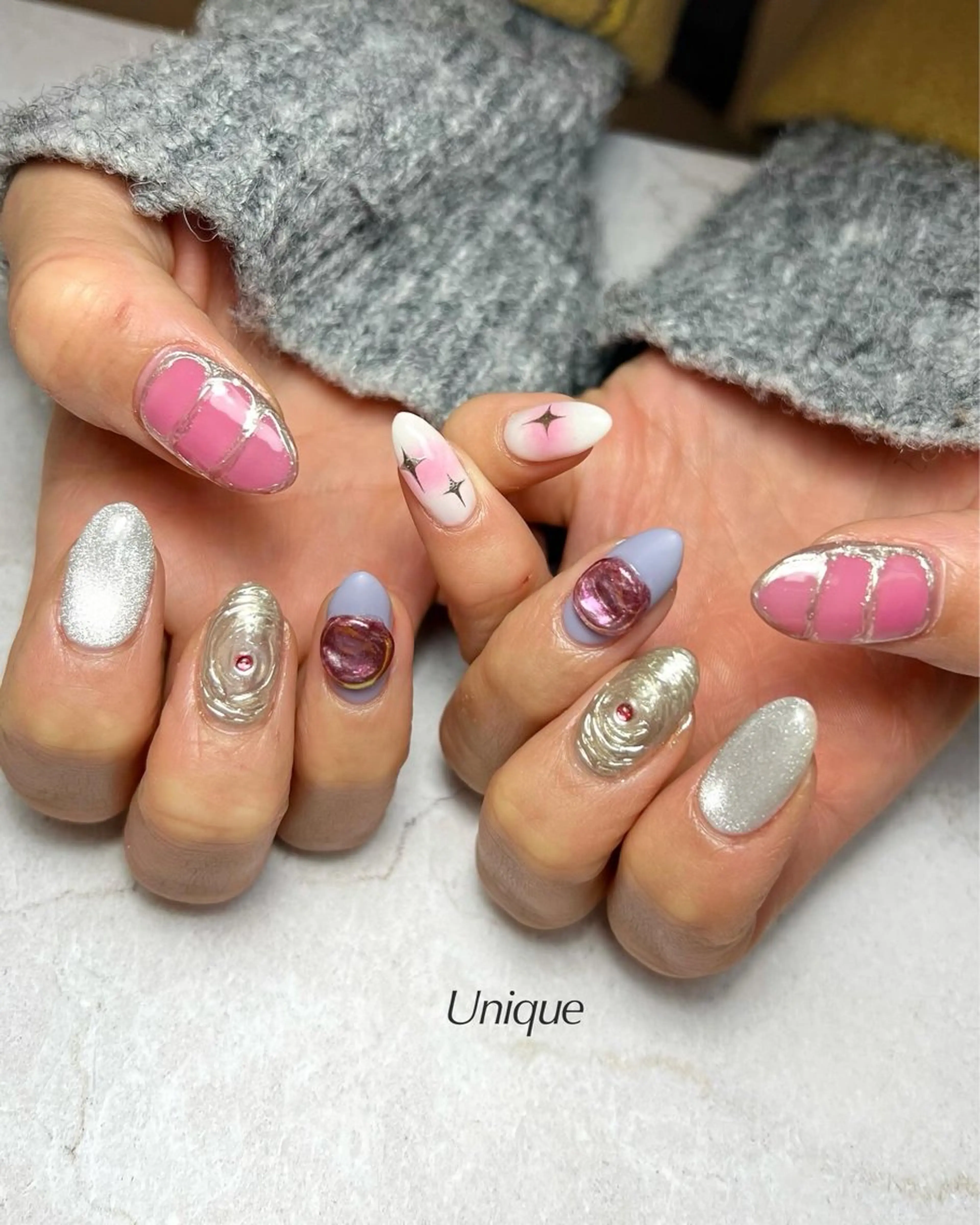 ネイル Unique 【ユニーク】のネイルデザイン