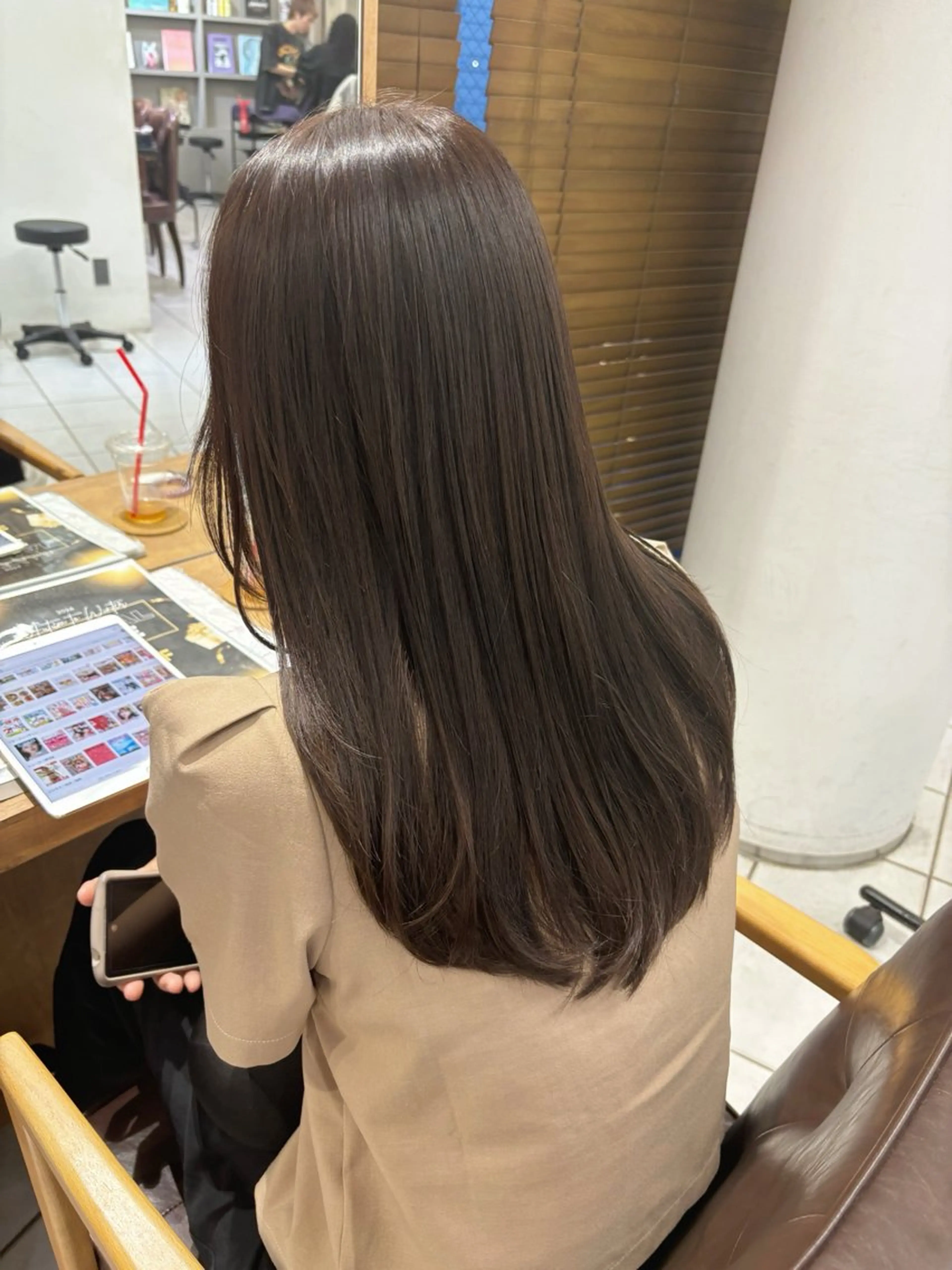 セミロング カラー ベージュカラー レイヤーカット 西宮北口/みなみのヘアスタイル
