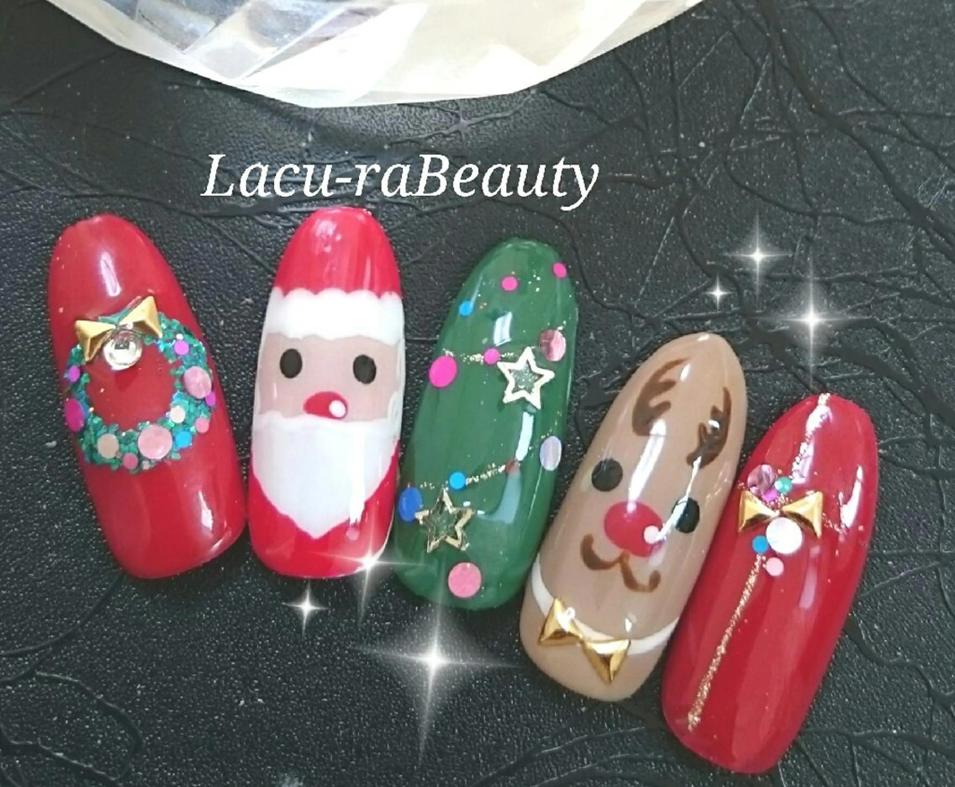 ネイル 小顔と腸の専門店 ラクーラビューティのエステ・リラクイメージ