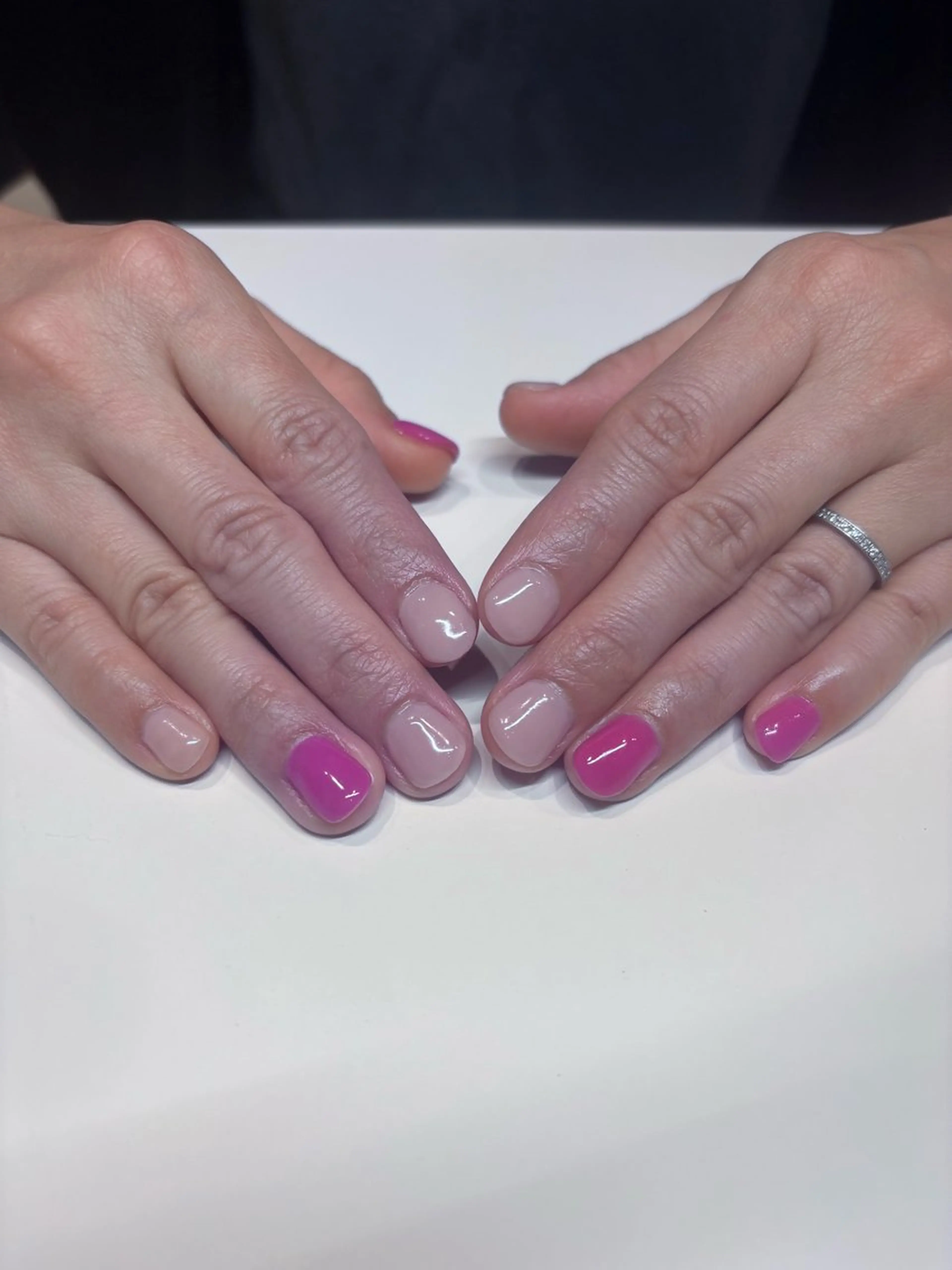 ネイル ワンカラーネイル ハンドネイル CECIL beauty labo所属・田中 梨奈のネイルデザイン