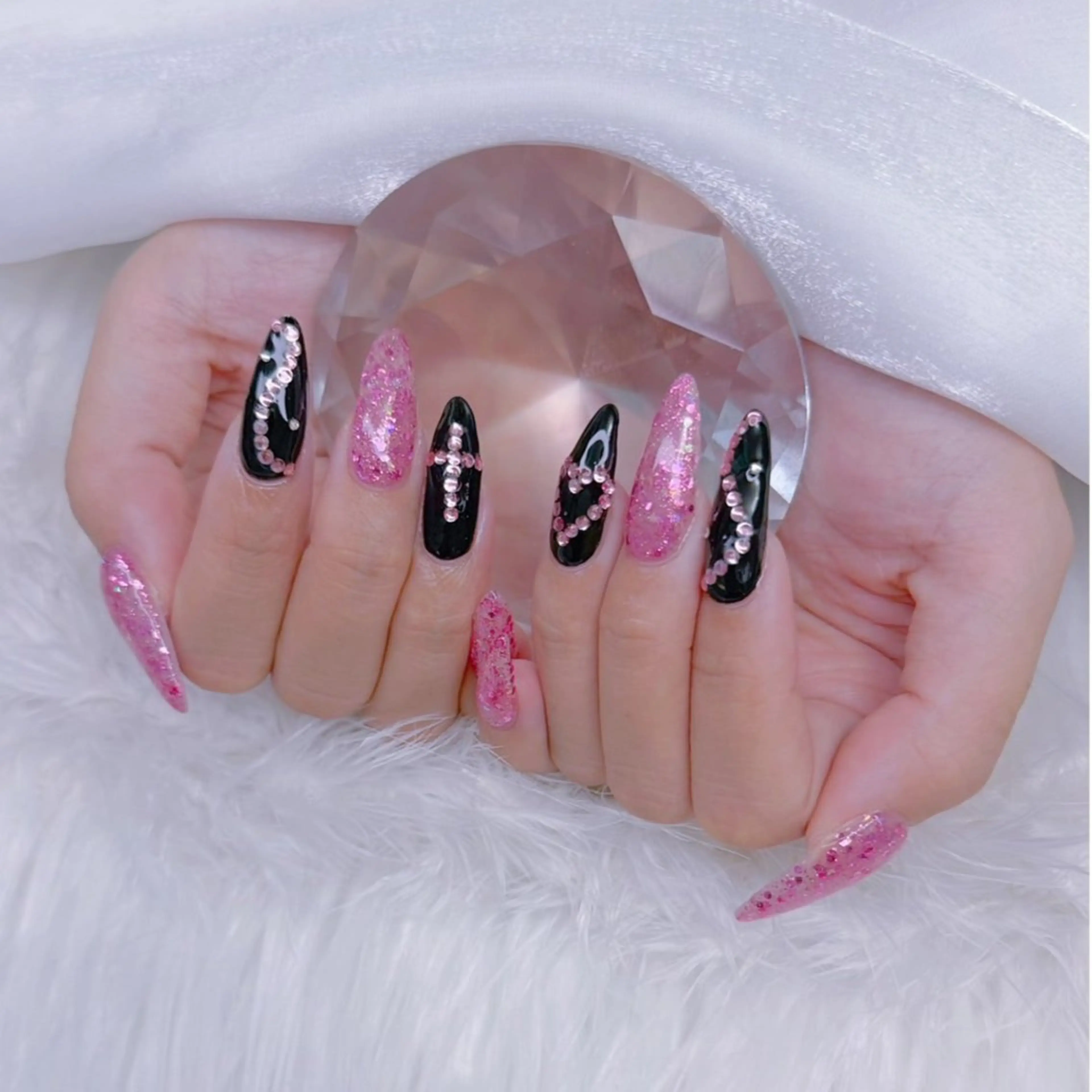 ネイル Romymoon nail帆南☾ ໋のネイルデザイン