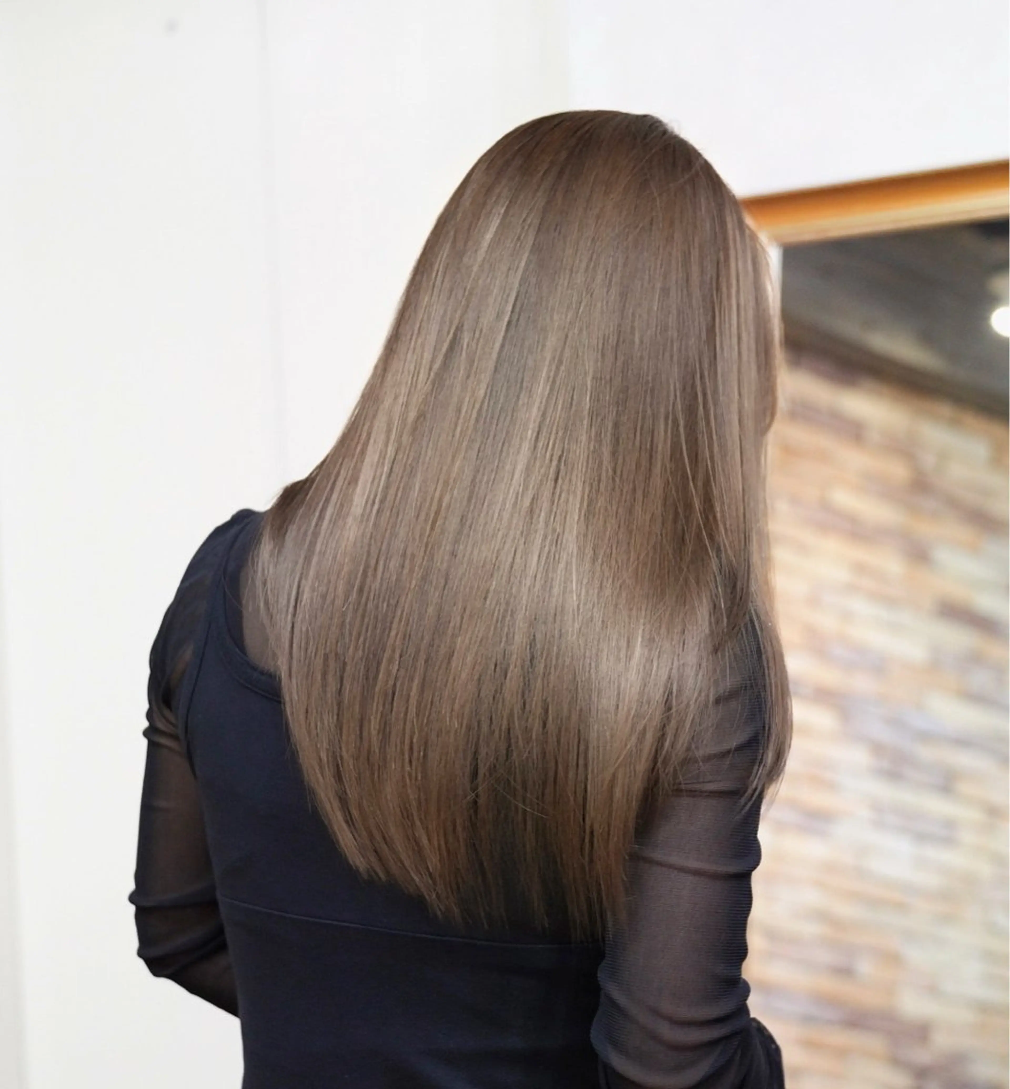 ロング カラー ヘアカラー トリートメント 🪞透けヘア髪質改善 艶ベージュ/nagiのヘアスタイル